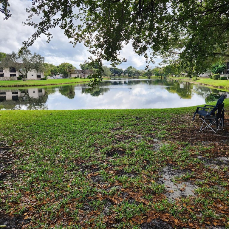 GRENADIER LAKES - Residential