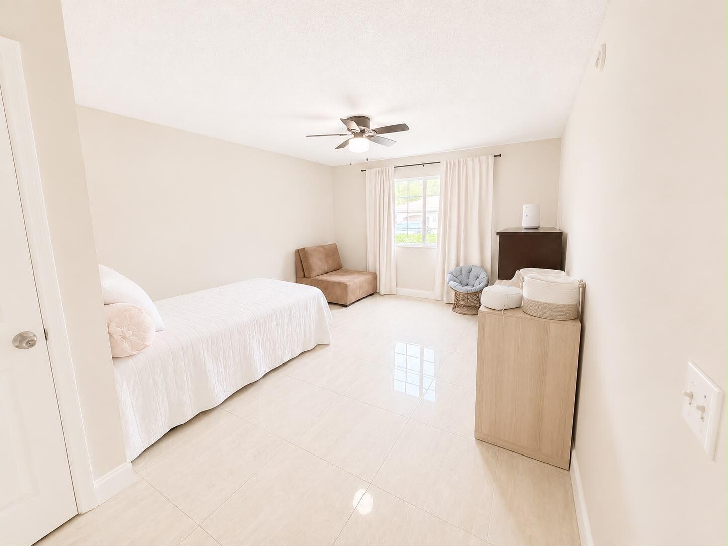 EVERGREEN LAKES CONDO - Residential