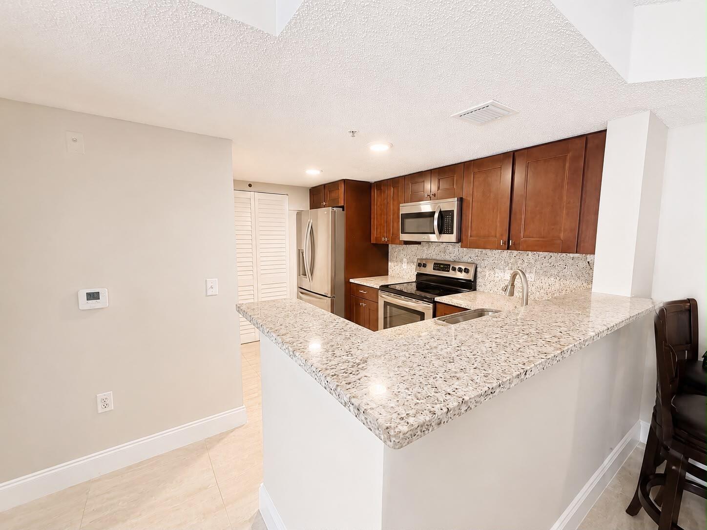 EVERGREEN LAKES CONDO - Residential