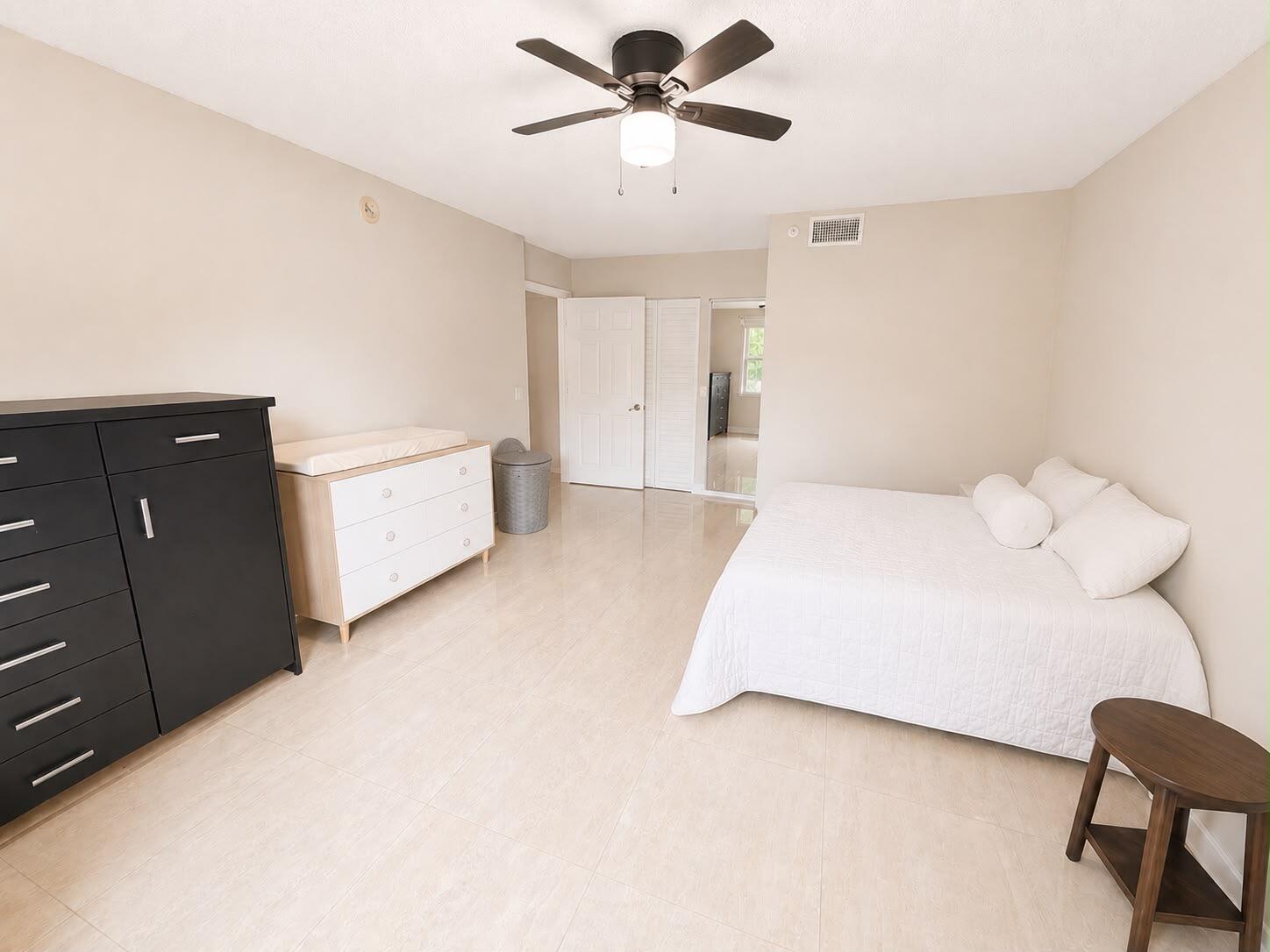 EVERGREEN LAKES CONDO - Residential