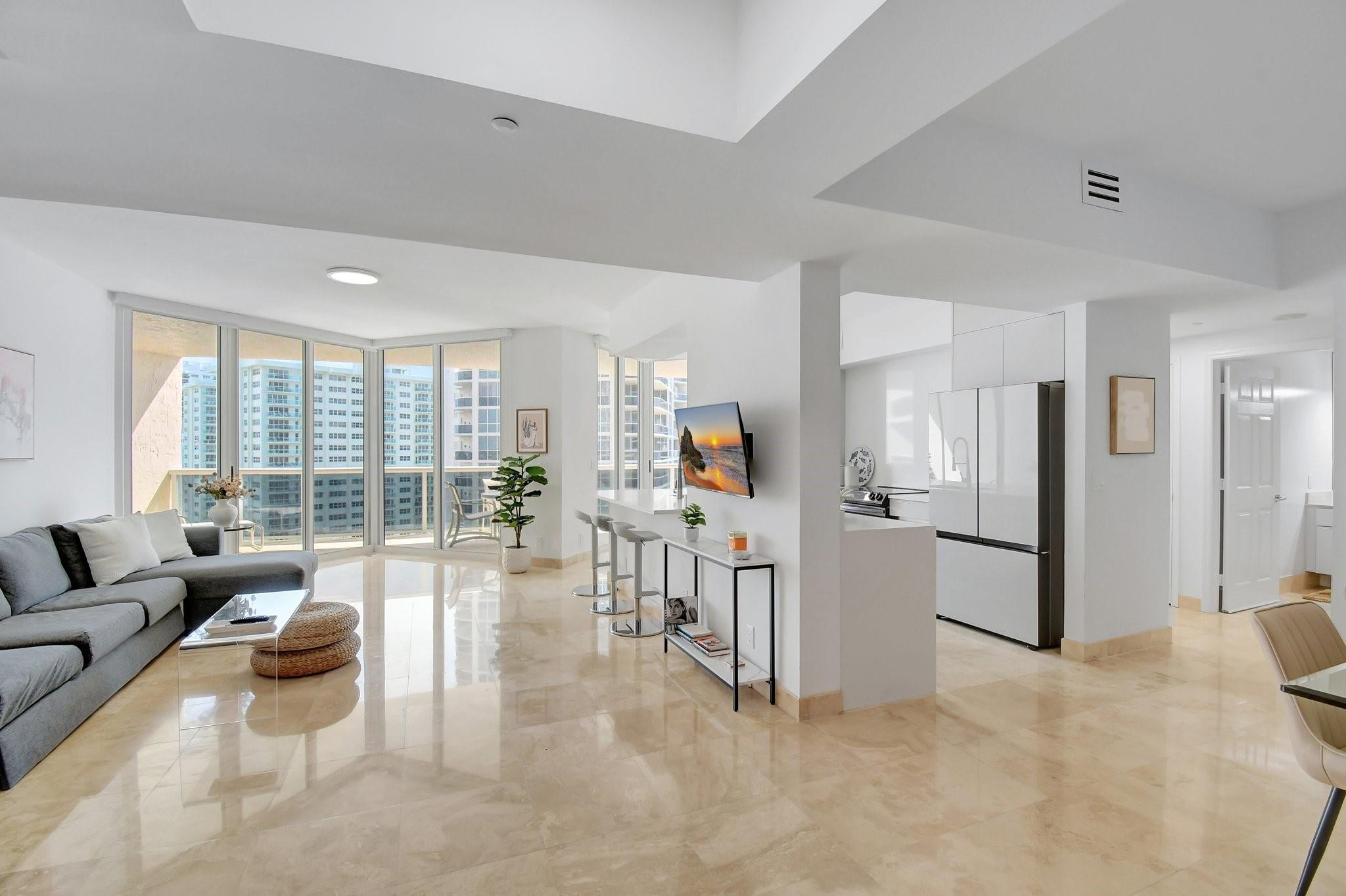 LHERMITAGE I CONDOMINIUM - Residential