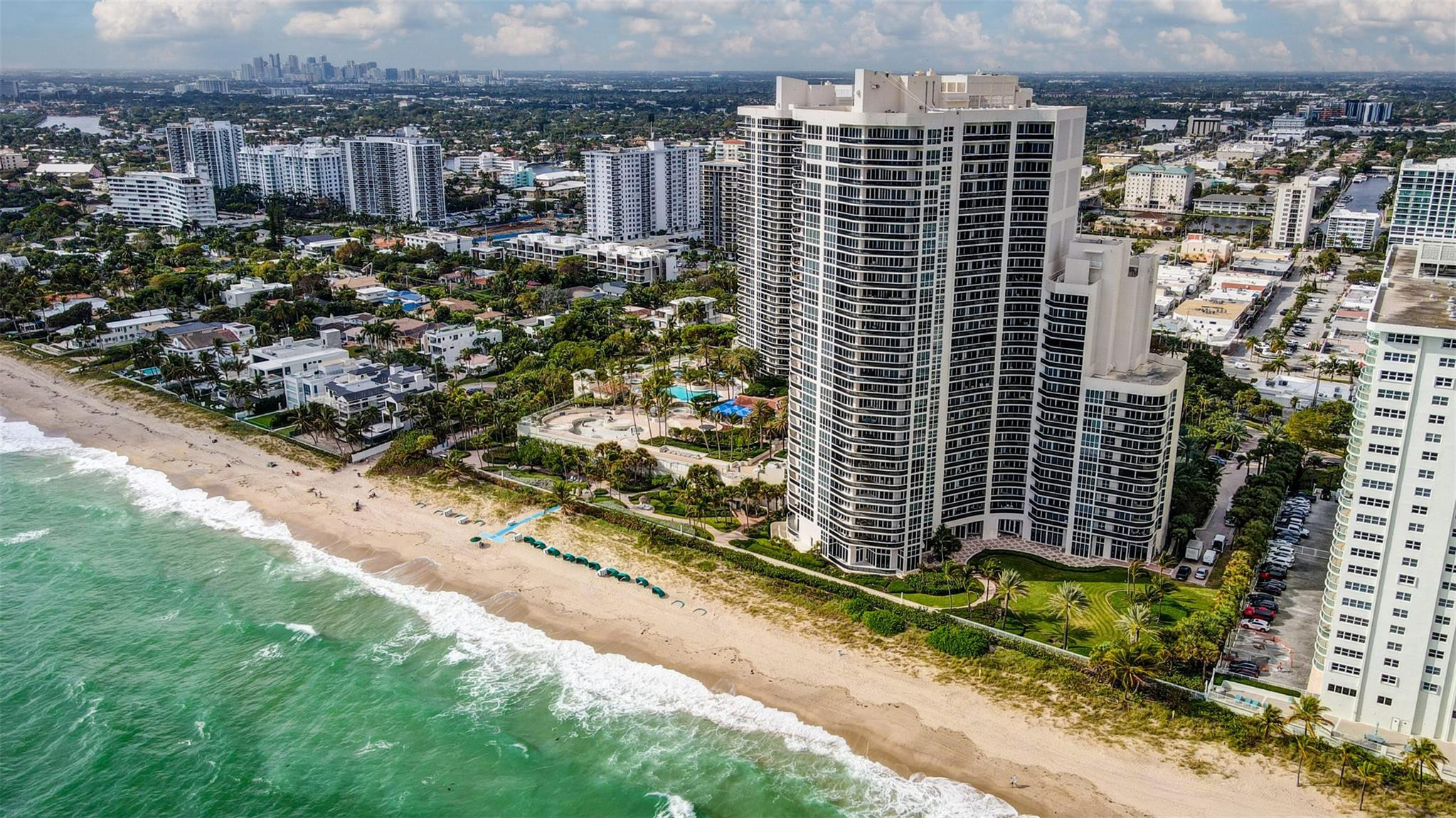 LHERMITAGE I CONDOMINIUM - Residential
