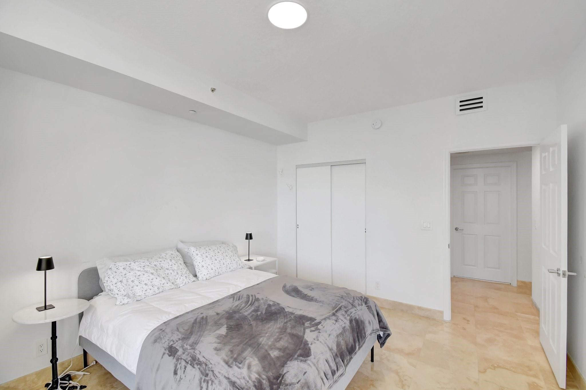 LHERMITAGE I CONDOMINIUM - Residential