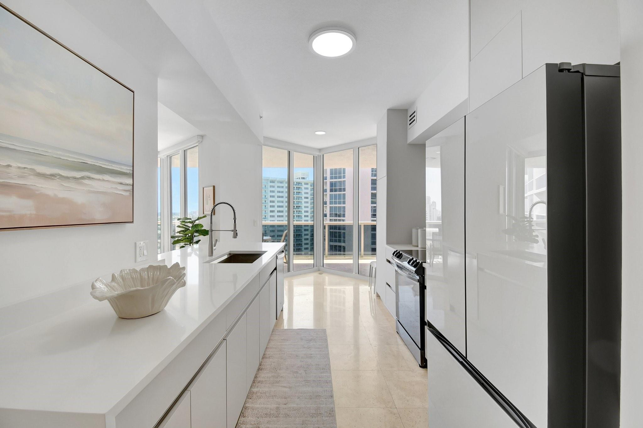 LHERMITAGE I CONDOMINIUM - Residential