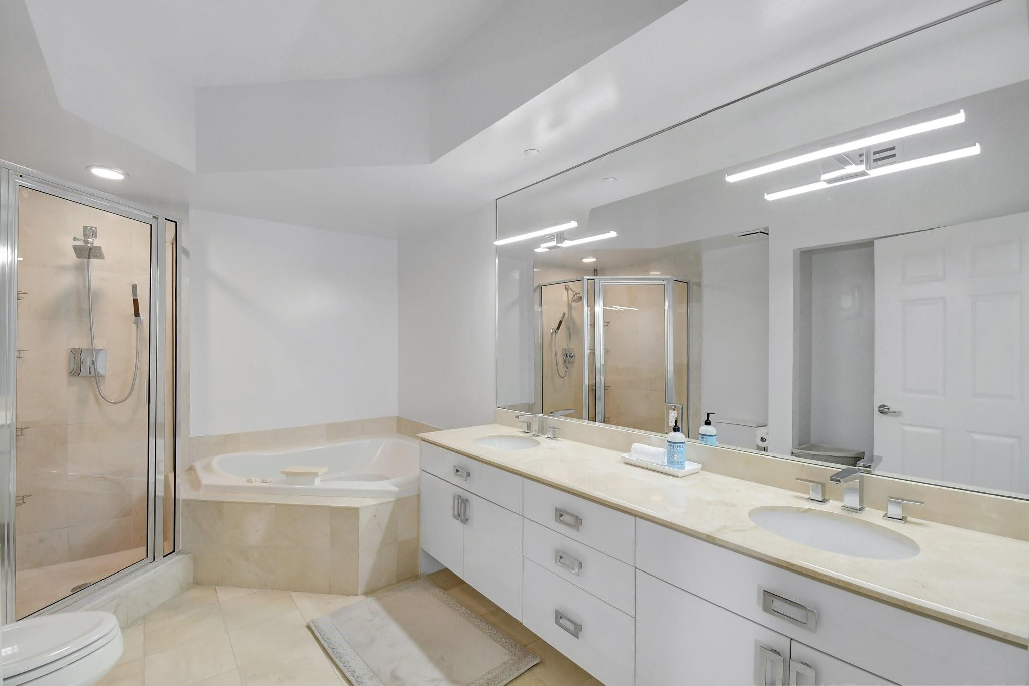 LHERMITAGE I CONDOMINIUM - Residential