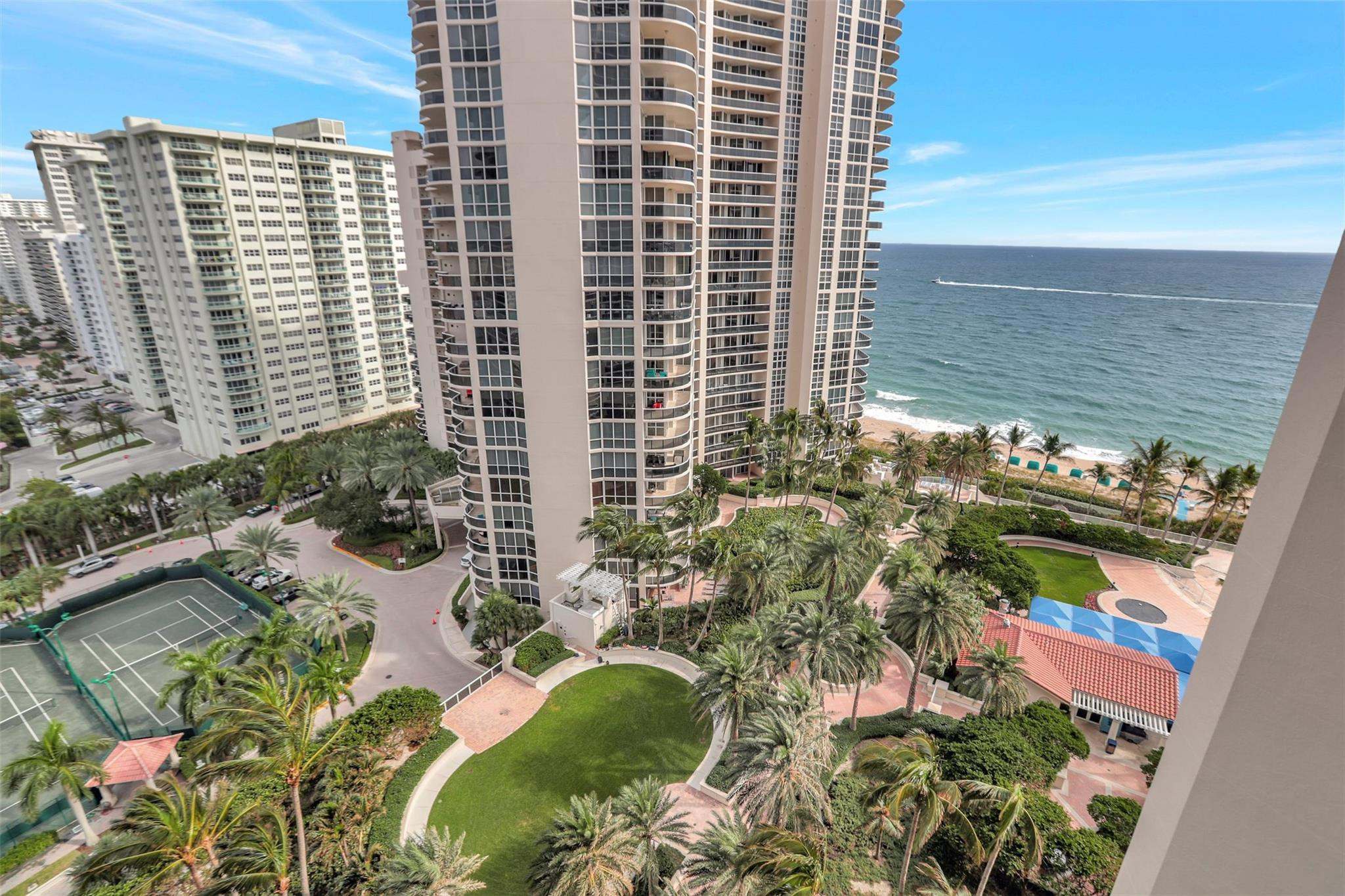 LHERMITAGE I CONDOMINIUM - Residential