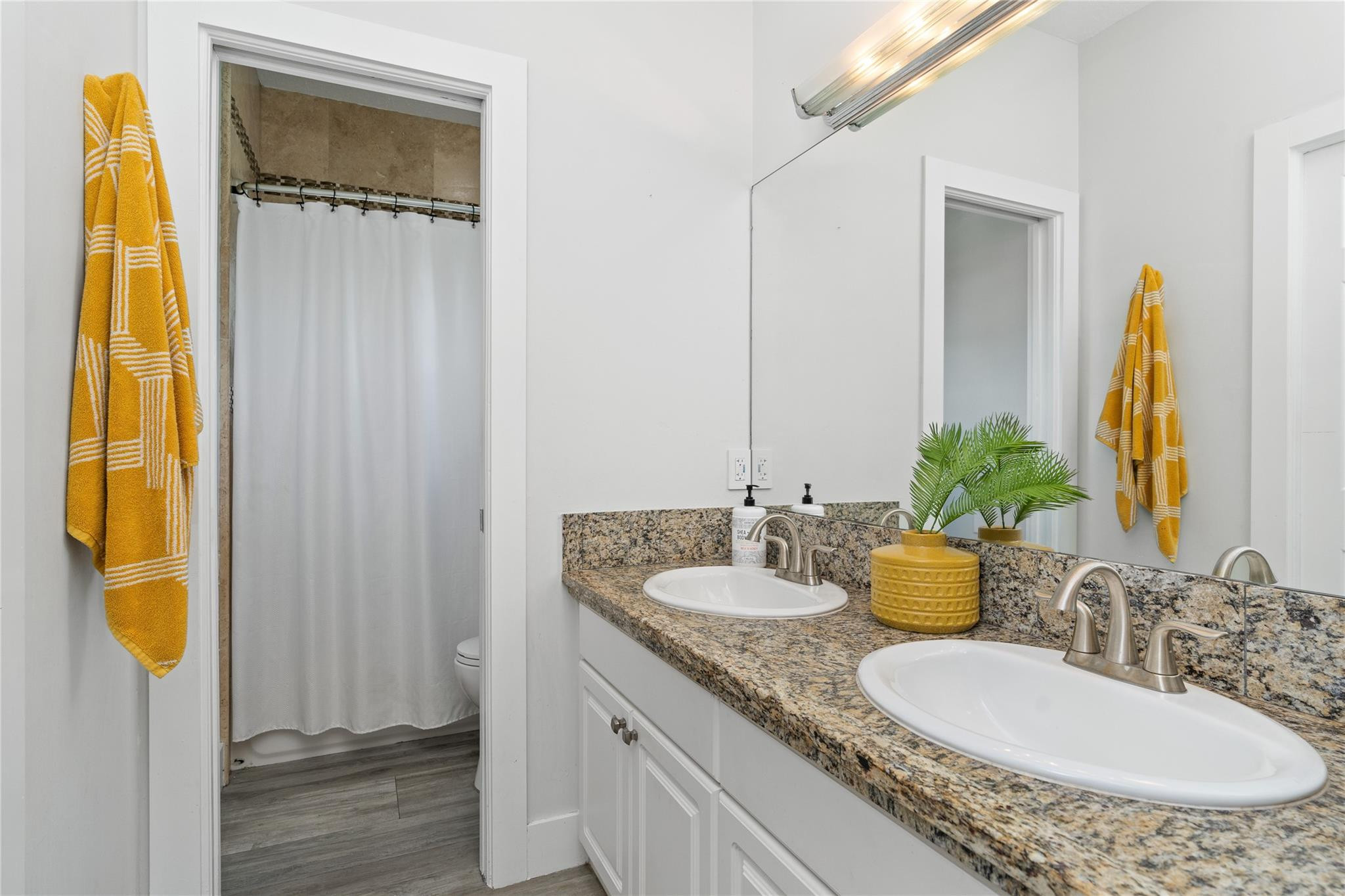 Brookside Grove - Residential Lease