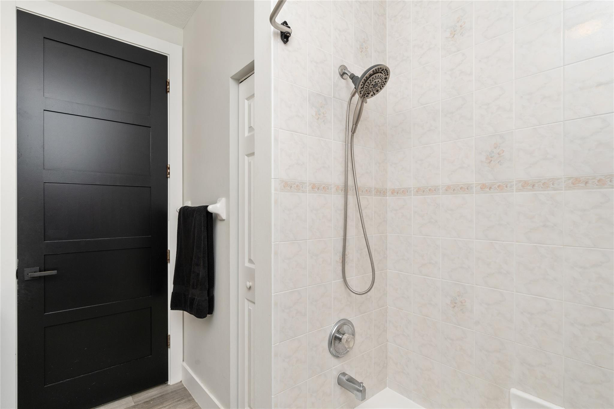 Brookside Grove - Residential Lease
