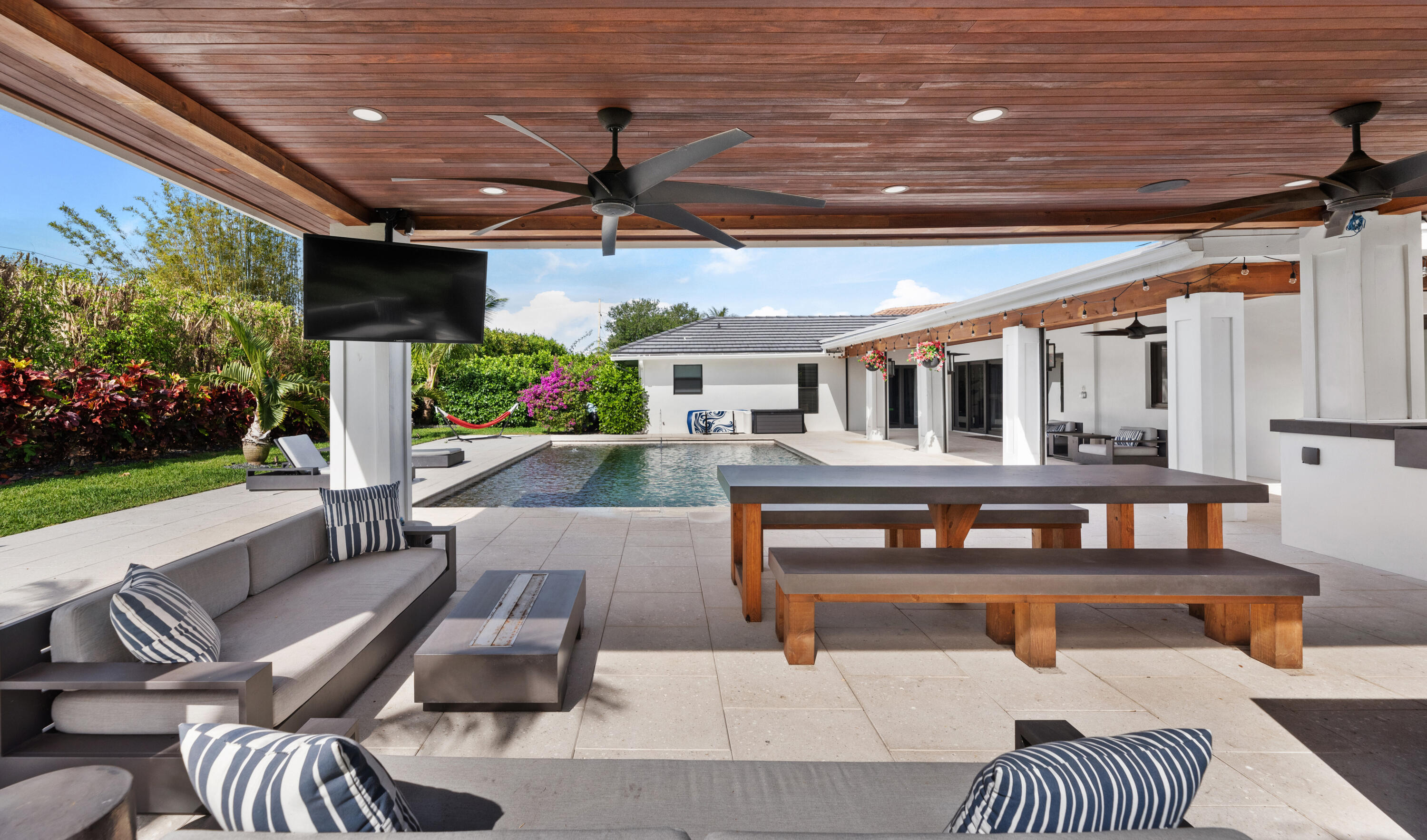 BOCA RATON BATH & TENNIS CLUB - Residential