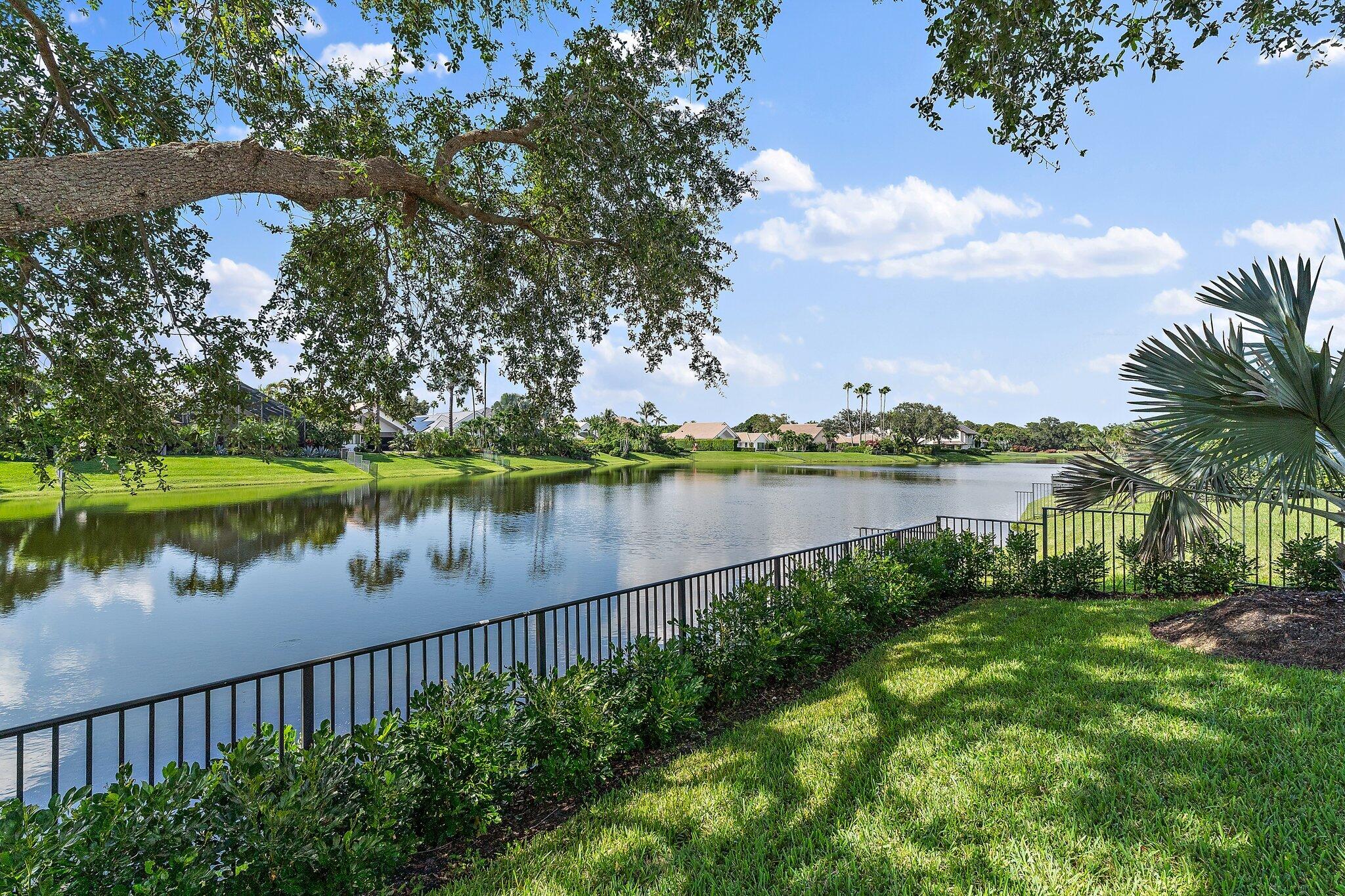 FRENCHMANS CREEK - Residential