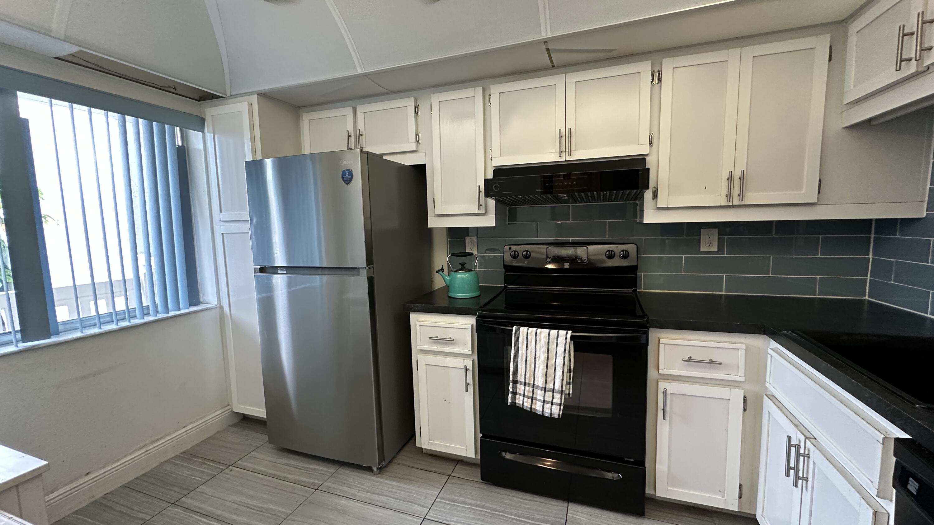LAS VISTAS A IN INVERRARY CONDO - Residential