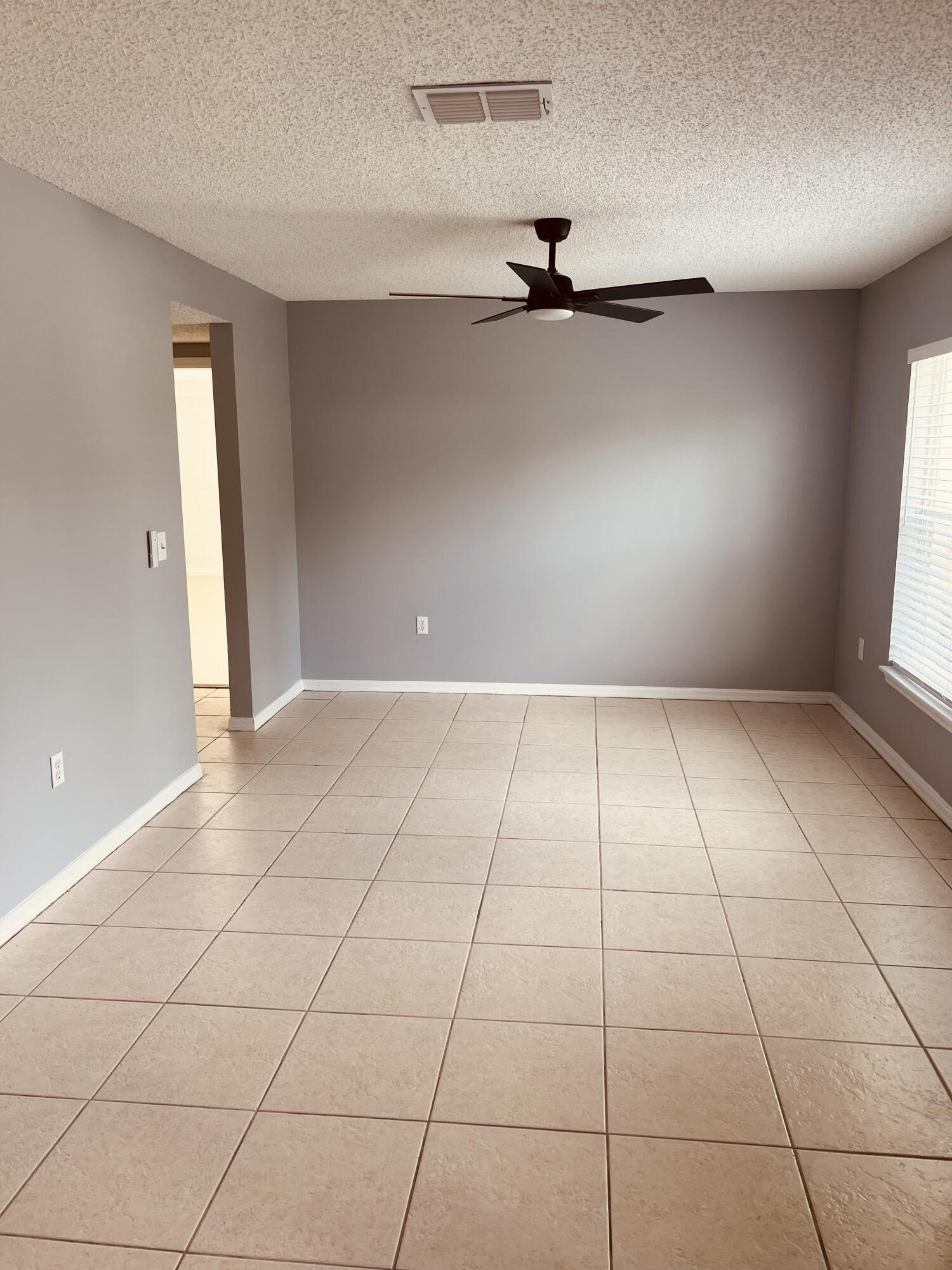 PORT ST LUCIE SECTION  31 - Residential Lease