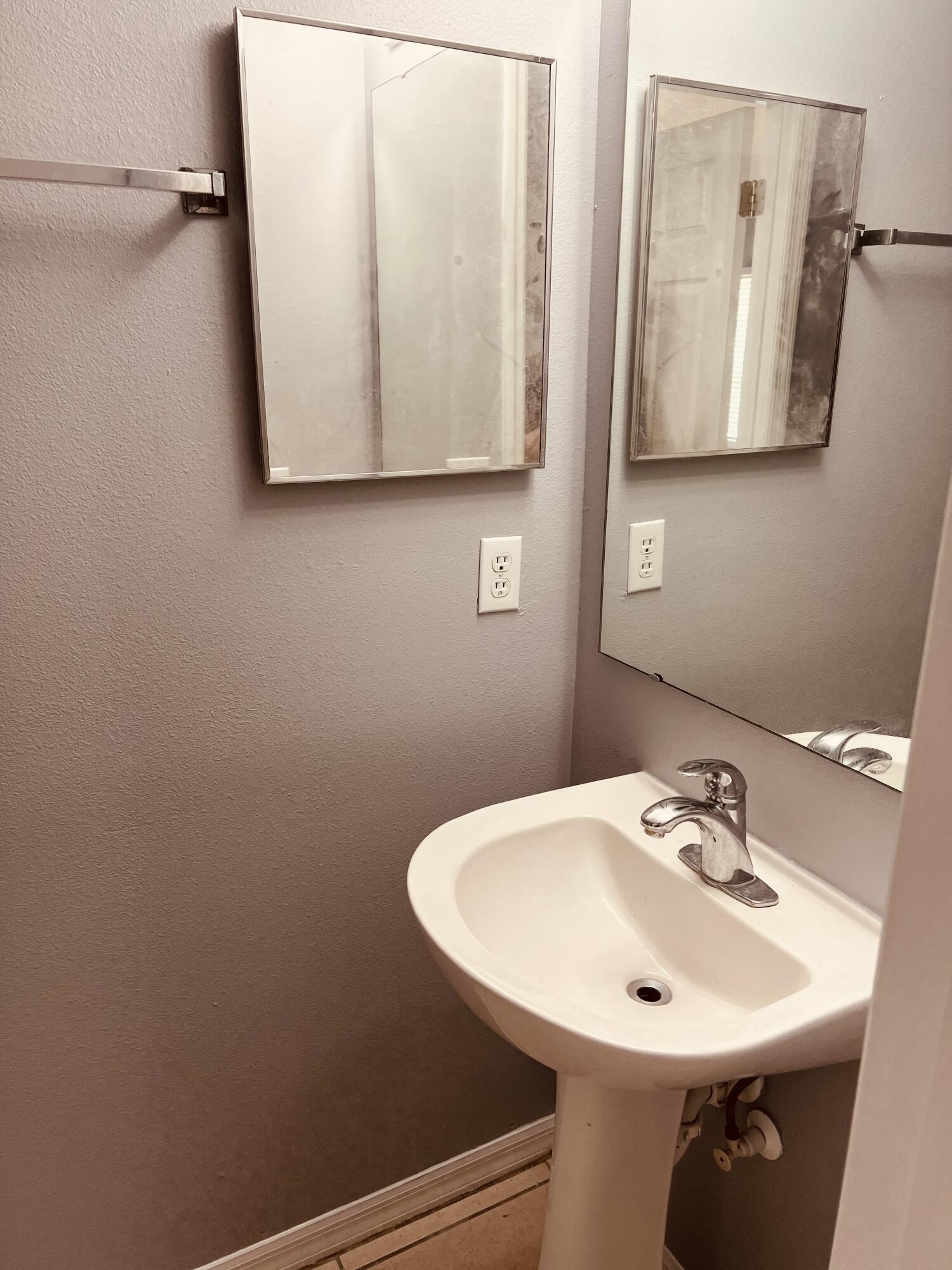 PORT ST LUCIE SECTION  31 - Residential Lease