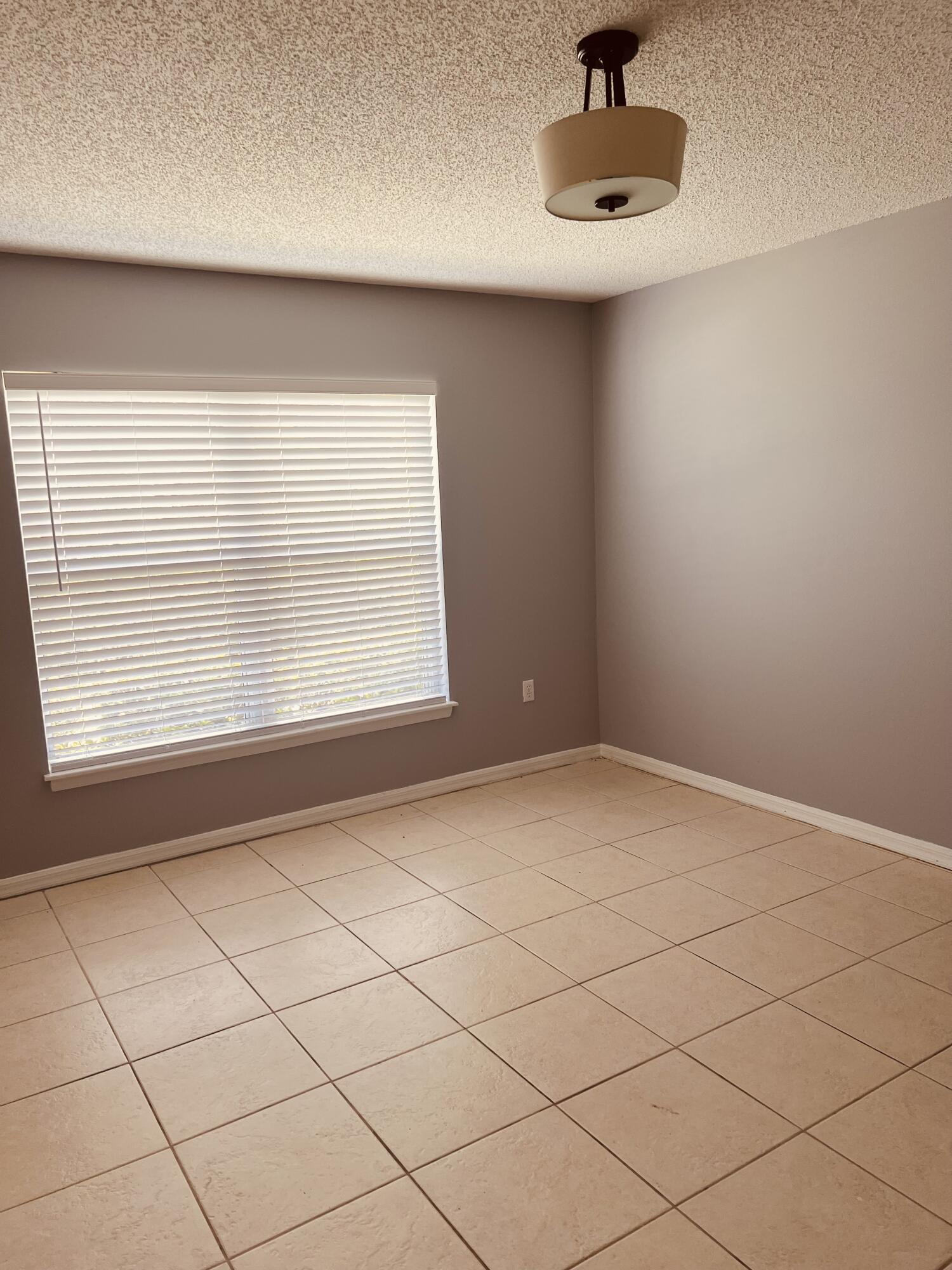 PORT ST LUCIE SECTION  31 - Residential Lease