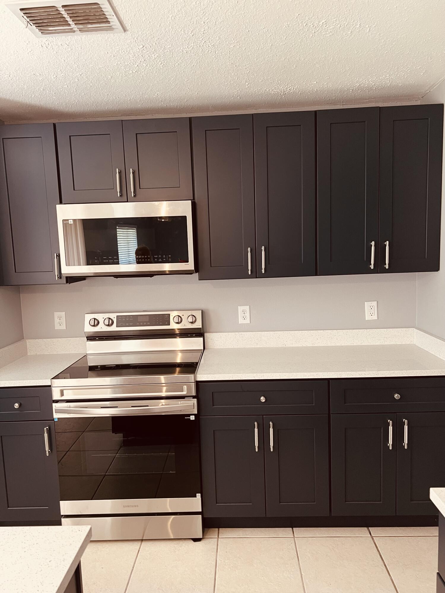 PORT ST LUCIE SECTION  31 - Residential Lease
