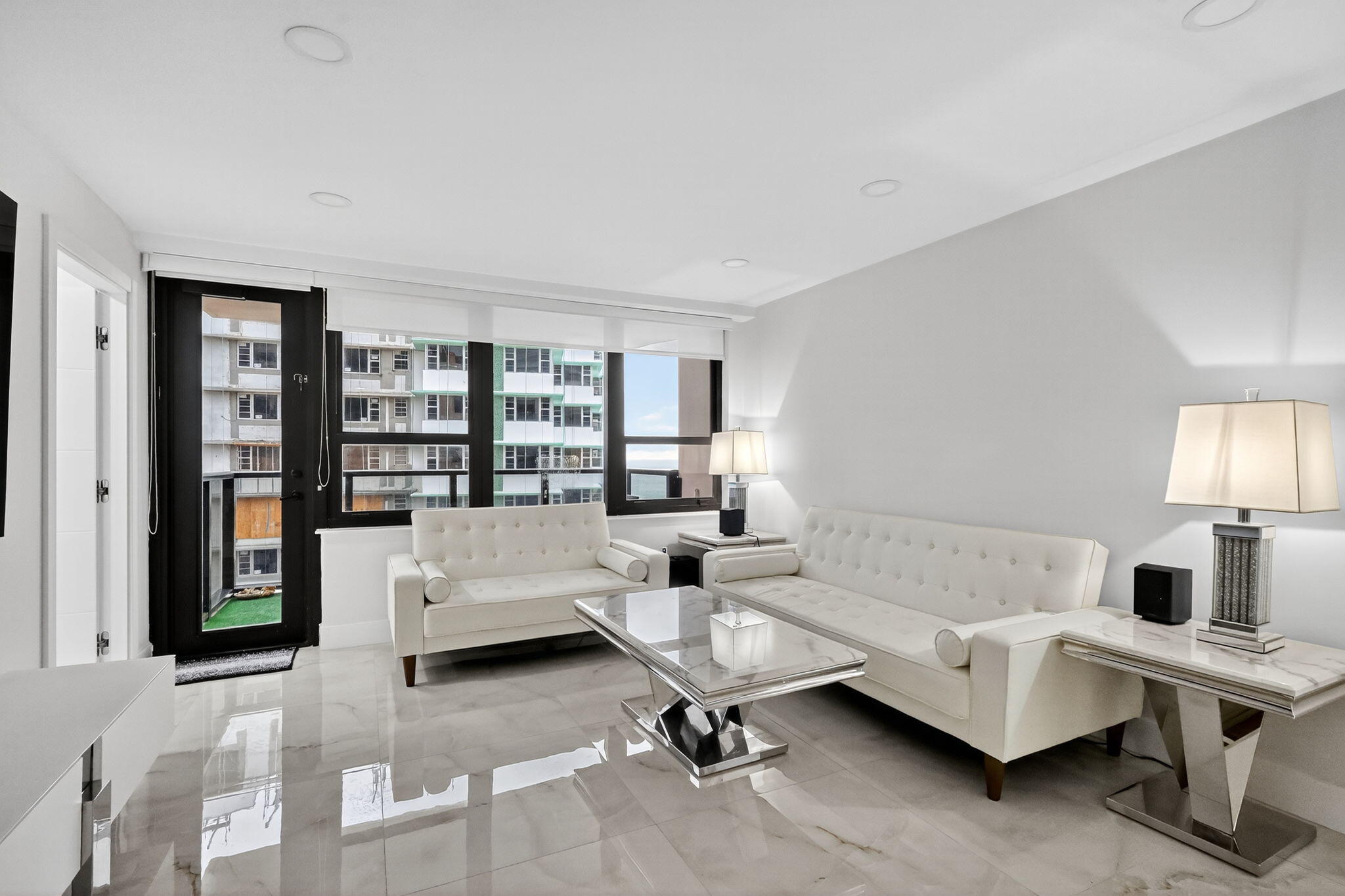 THE ALEXANDER CONDO - Residential