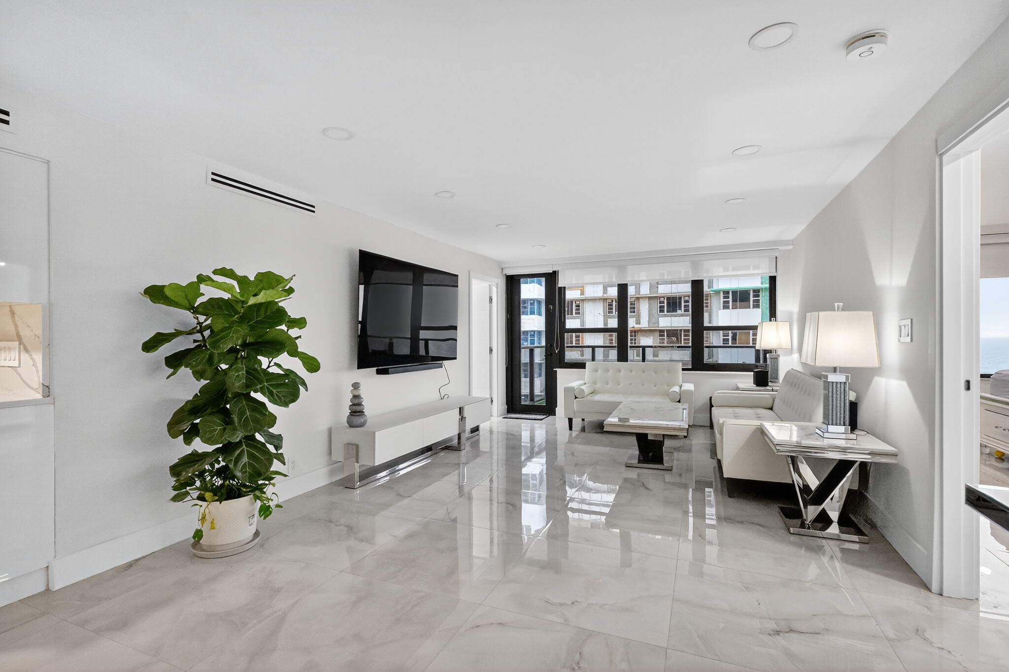 THE ALEXANDER CONDO - Residential
