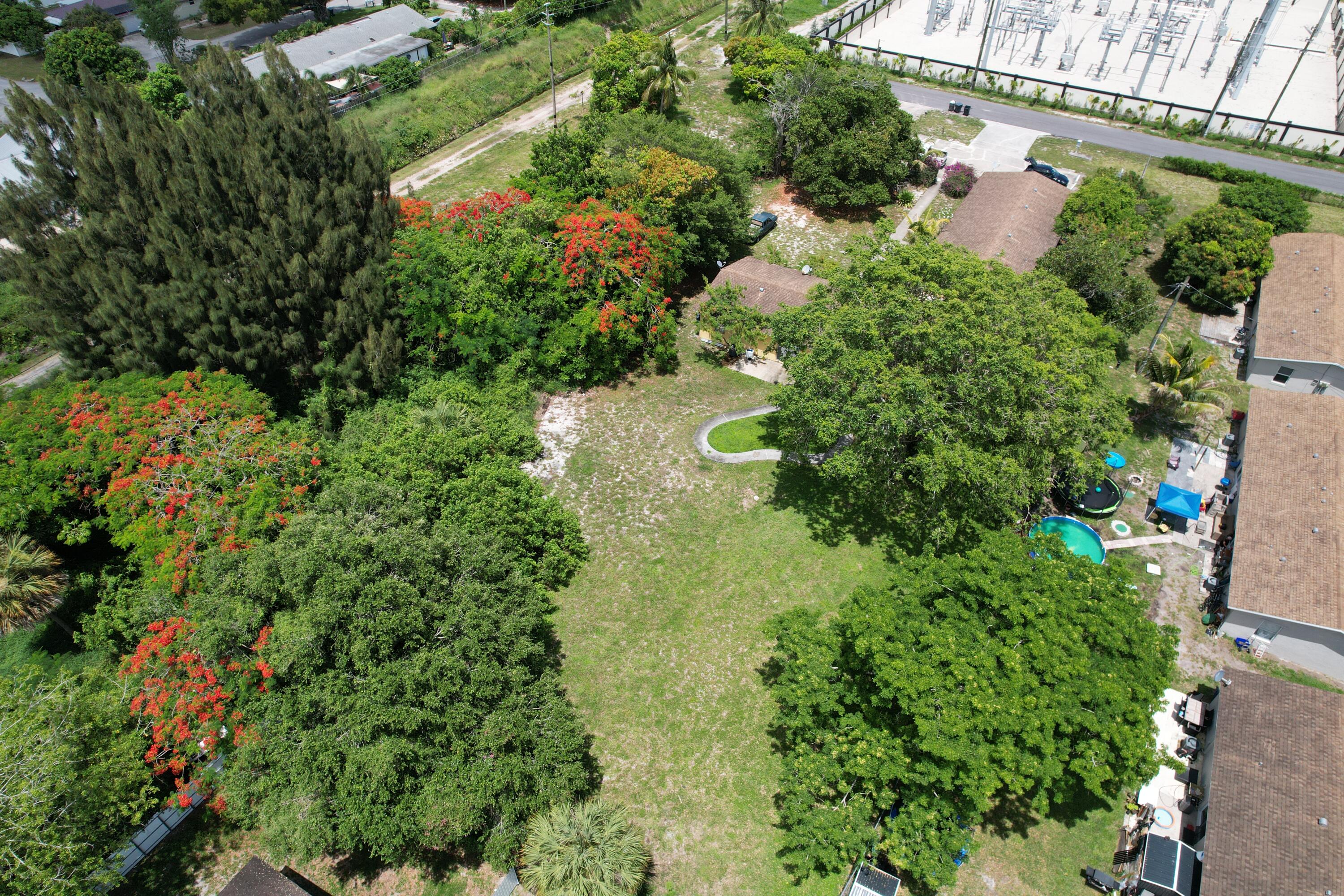 PALM BEACH FARMS CO 7 - Residential Income
