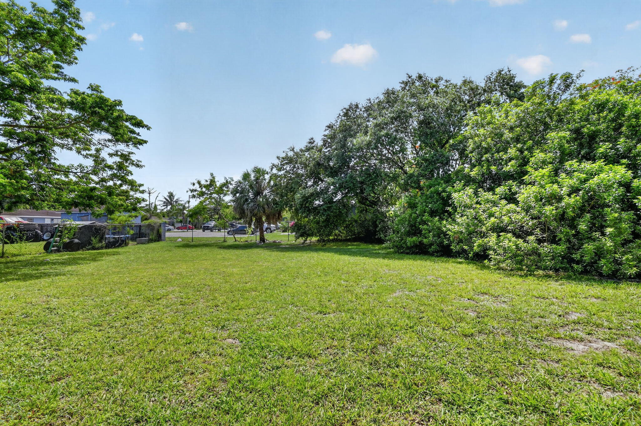 PALM BEACH FARMS CO 7 - Residential Income