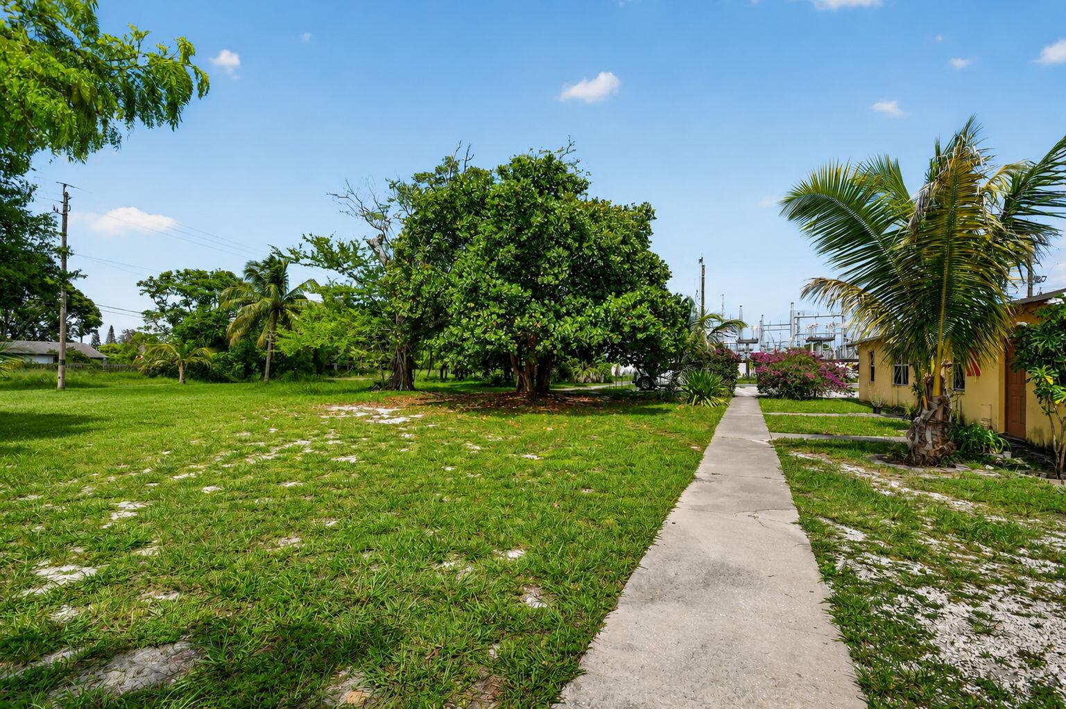 PALM BEACH FARMS CO 7 - Residential Income