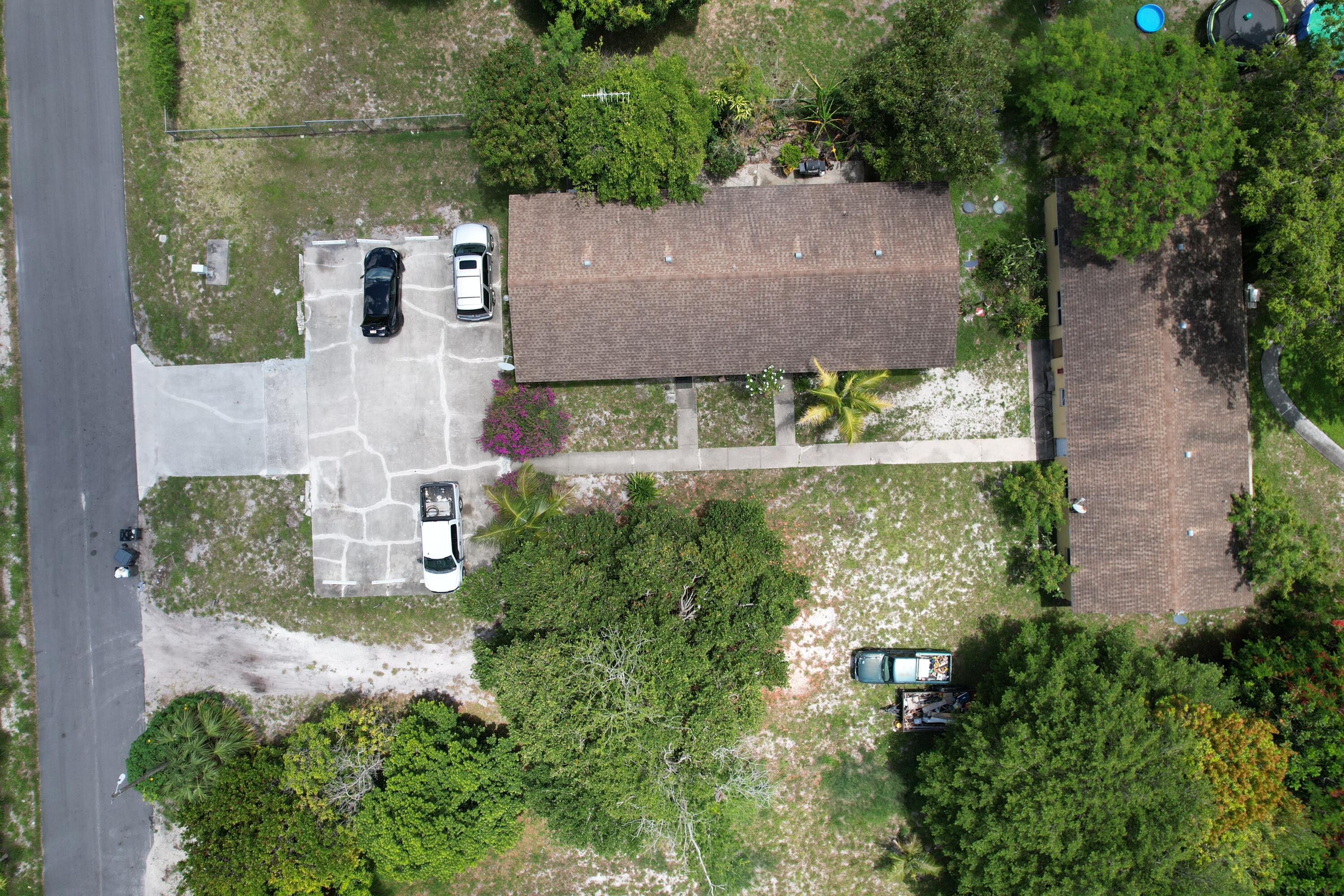 PALM BEACH FARMS CO 7 - Residential Income