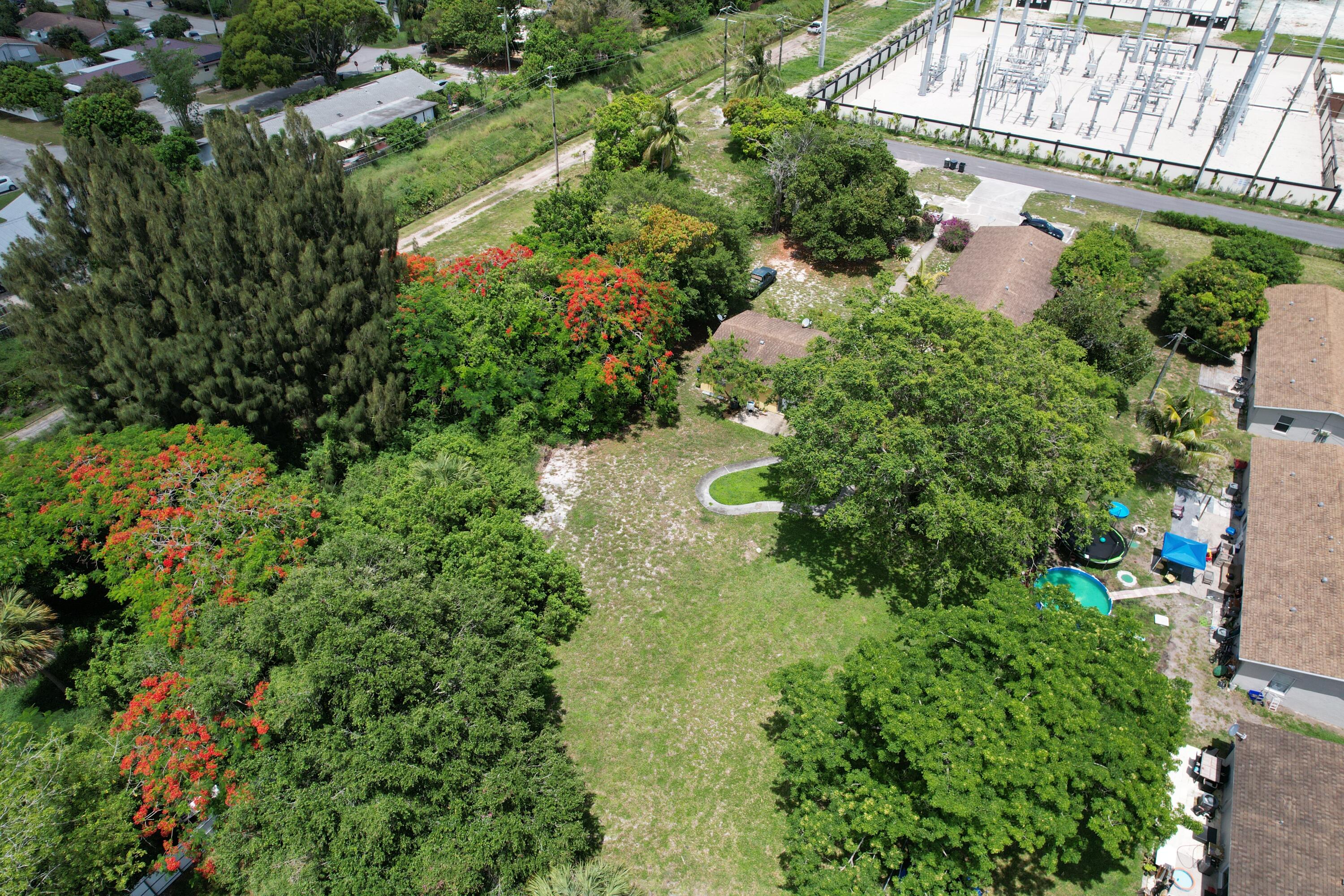 PALM BEACH FARMS CO 7 - Residential Income