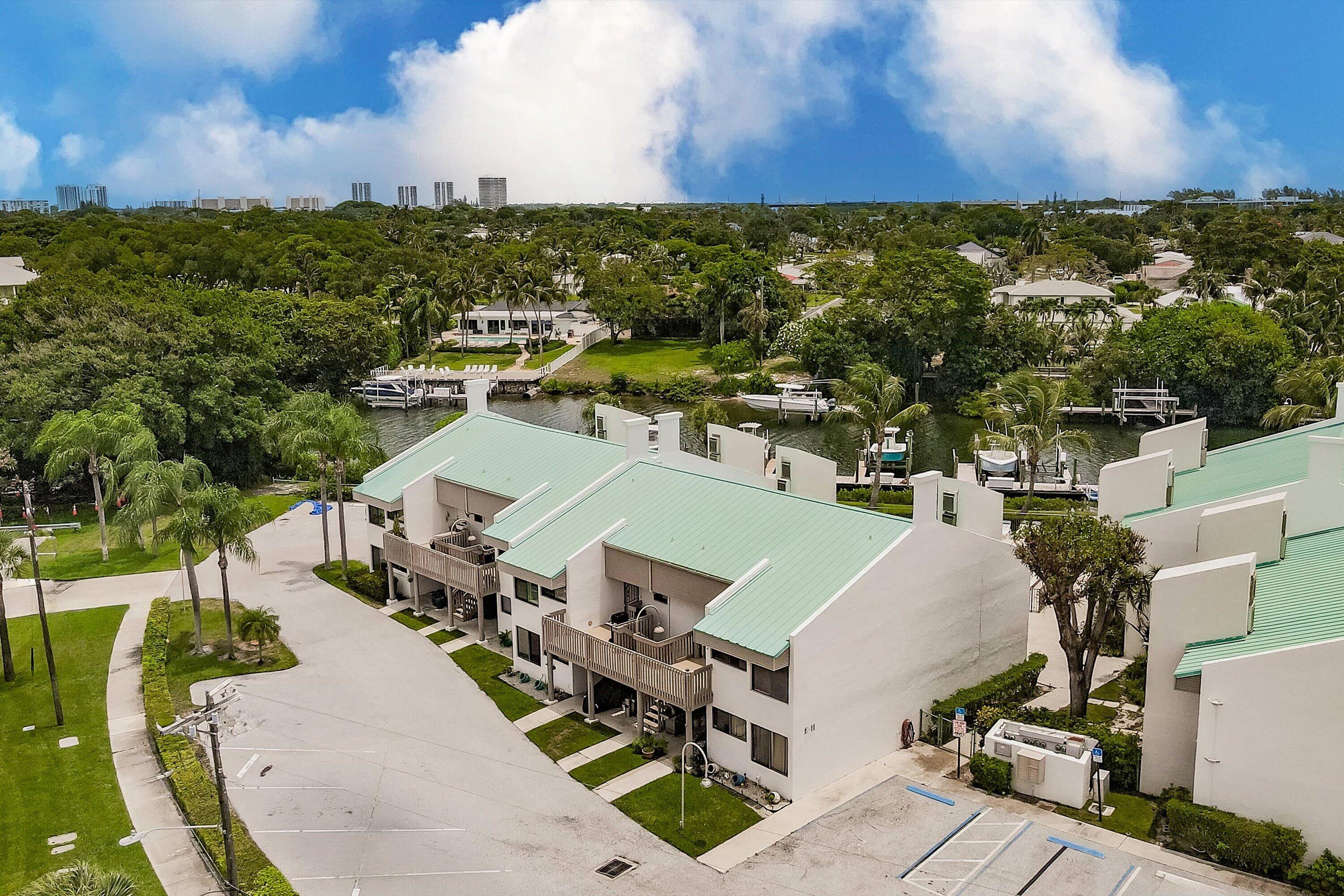 RIVEREDGE CONDO - Residential Lease