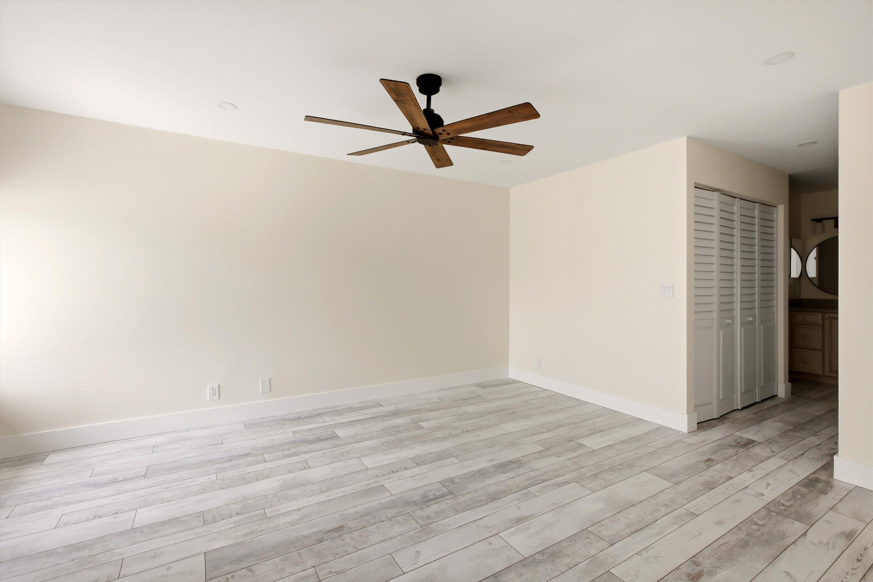 RIVEREDGE CONDO - Residential Lease