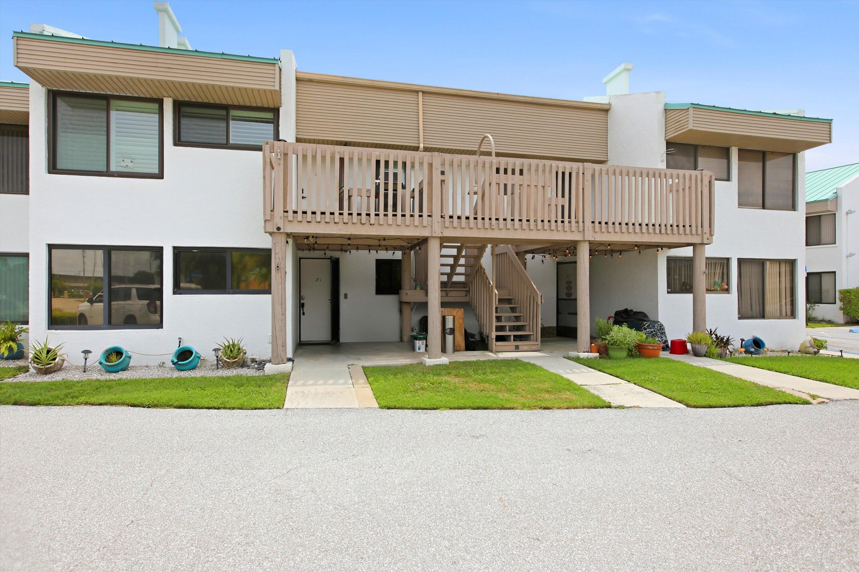 Completely renovated 2BR/2BA rental with beautiful views of the Earman River in the heart of North Palm Beach. This move-in-ready residence has been updated from top to bottom, featuring a modern open floor plan, new flooring, fresh paint, an updated kitchen with stylish finishes and stainless-steel appliances, and two fully remodeled bathrooms. Enjoy abundant natural light and serene water views from your living space. Ideally located near waterfront dining, shopping, golf courses, marinas, and pristine beaches. Experience the best of the Florida lifestyle in this beautifully updated waterfront rental. Available now!