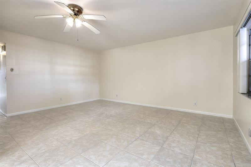 KINGS POINT NORMANDY COND - Residential