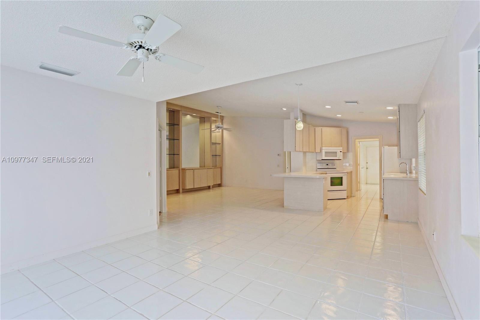 DOUBLE TREE - Residential