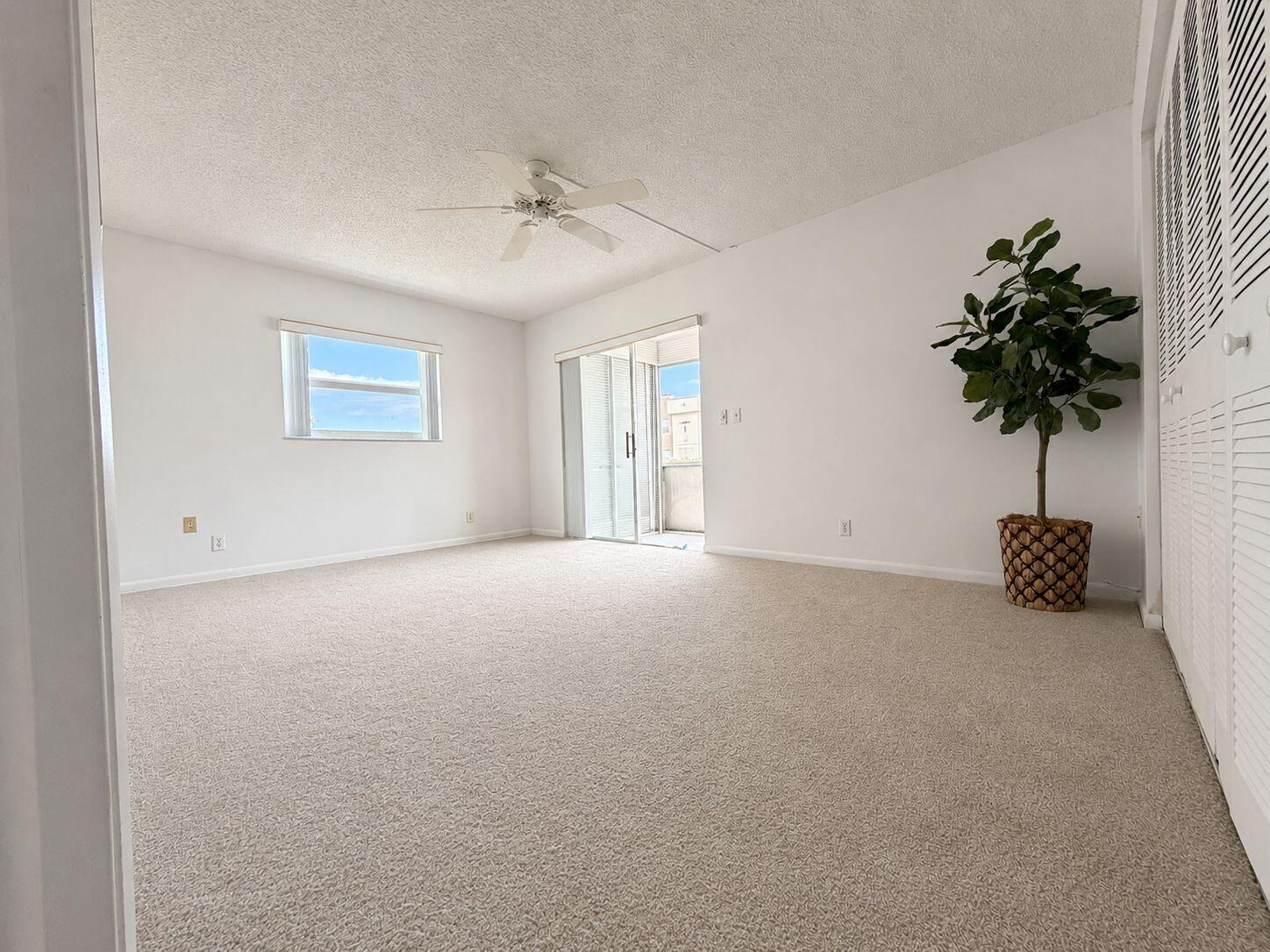 KINGS POINT CAPRI CONDOS - Residential