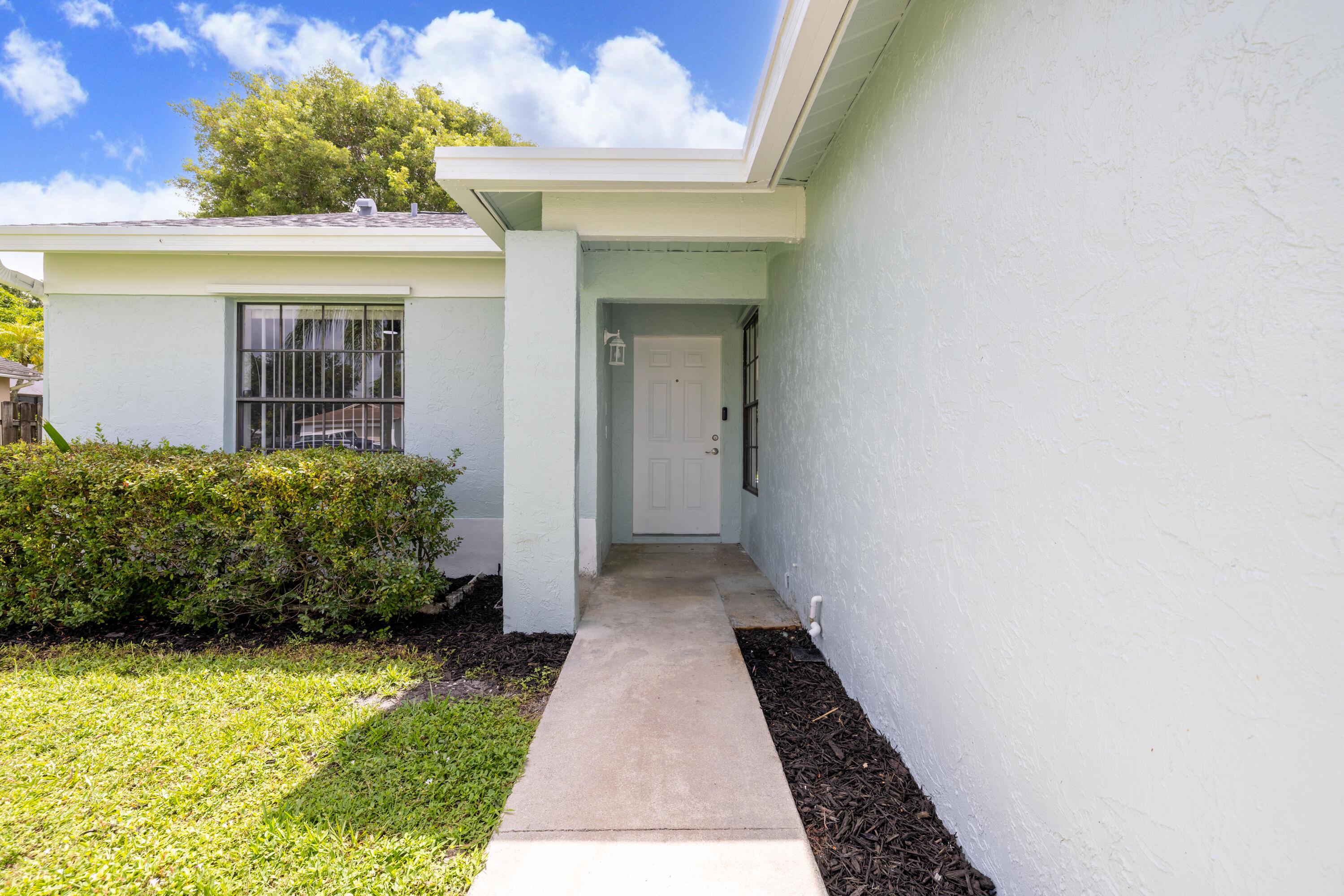 COUNTERPOINT ESTATES 14 - Residential