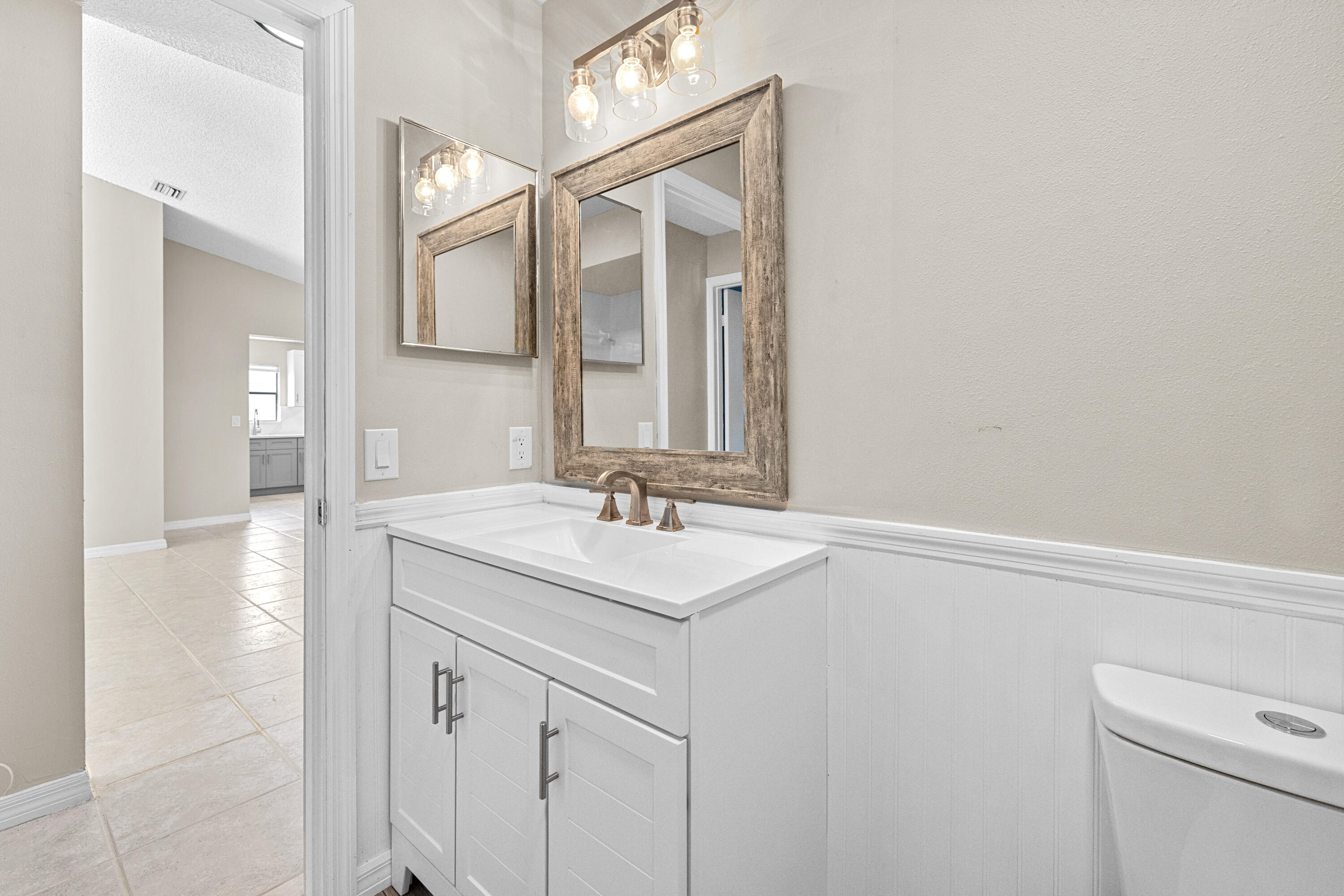 COUNTERPOINT ESTATES 14 - Residential
