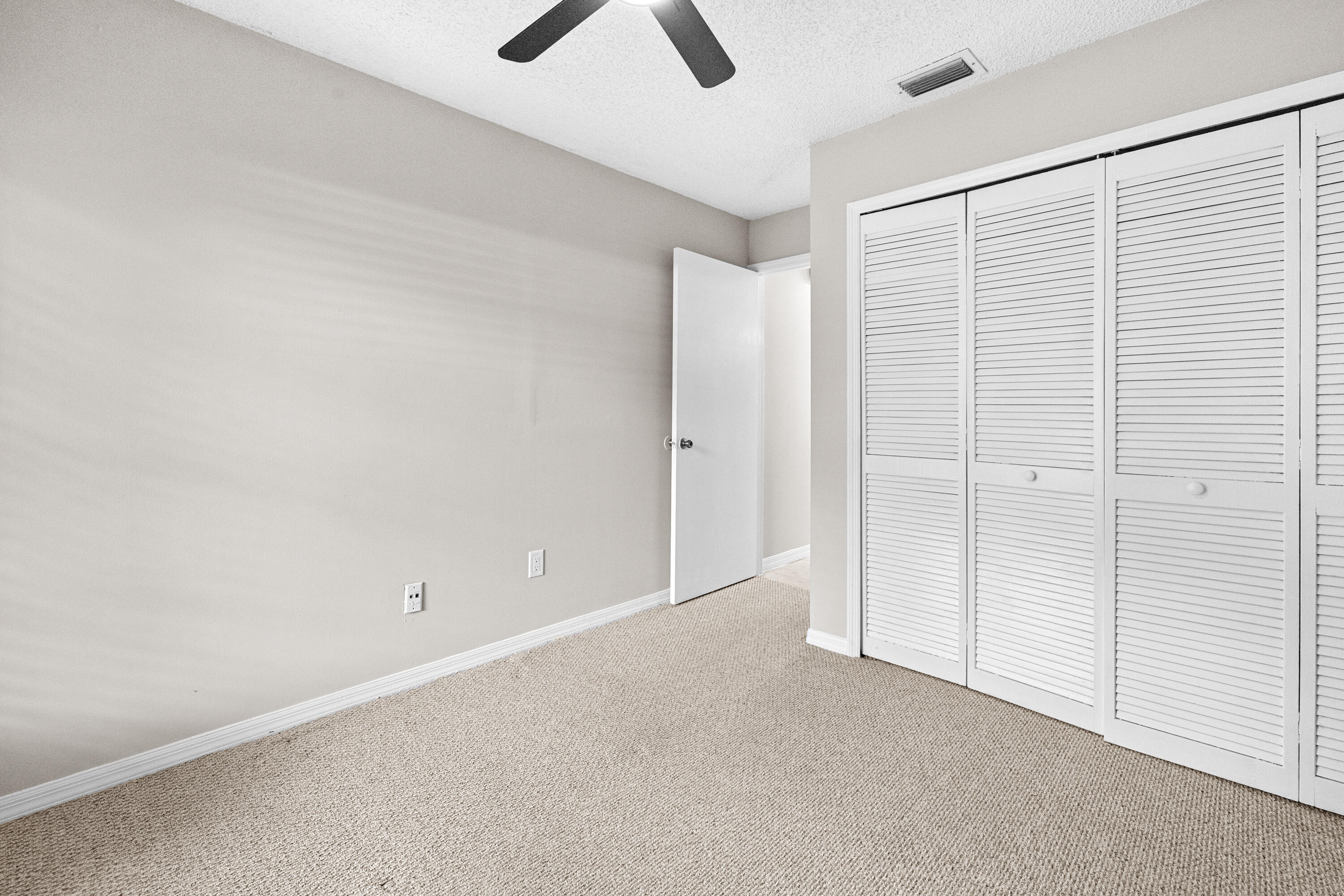 COUNTERPOINT ESTATES 14 - Residential