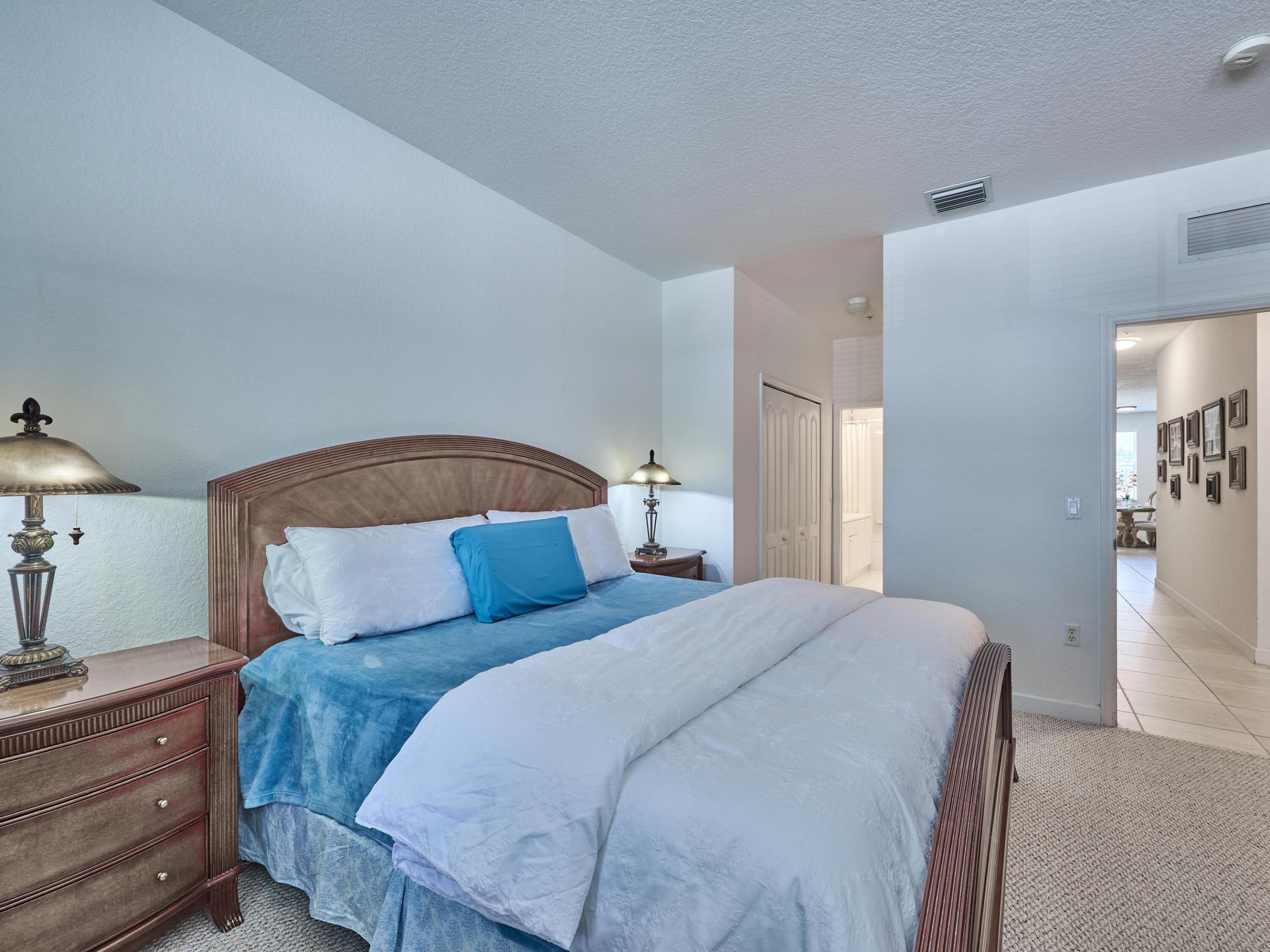 SHOMA COURTYARDS I AT ROYAL PALM CONDOMI - Residential