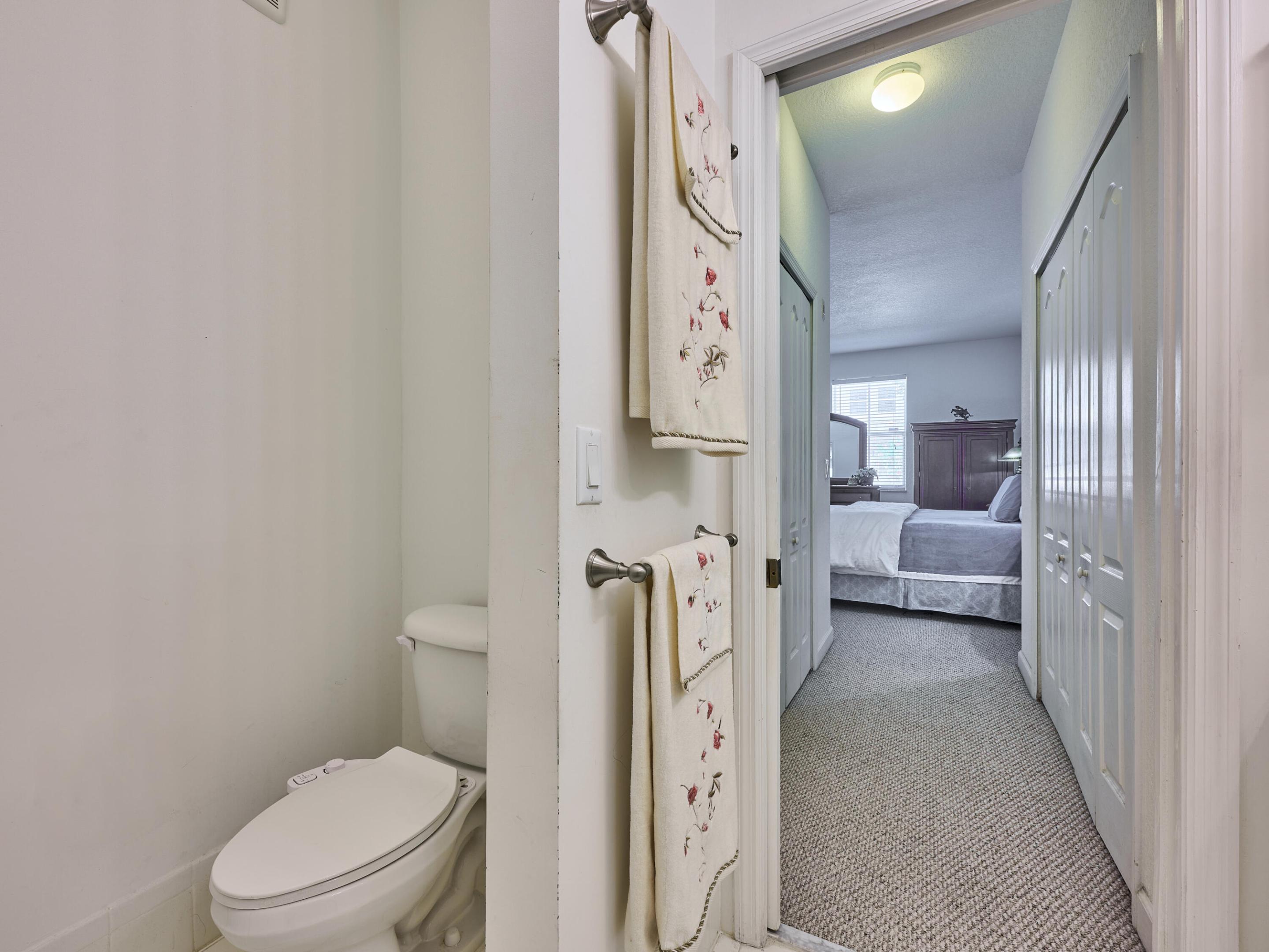 SHOMA COURTYARDS I AT ROYAL PALM CONDOMI - Residential