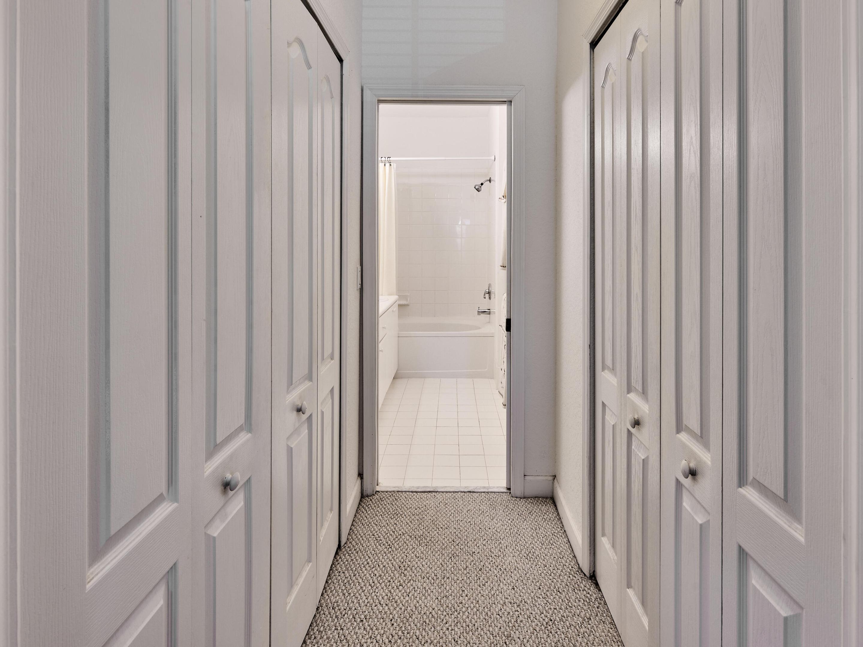 SHOMA COURTYARDS I AT ROYAL PALM CONDOMI - Residential