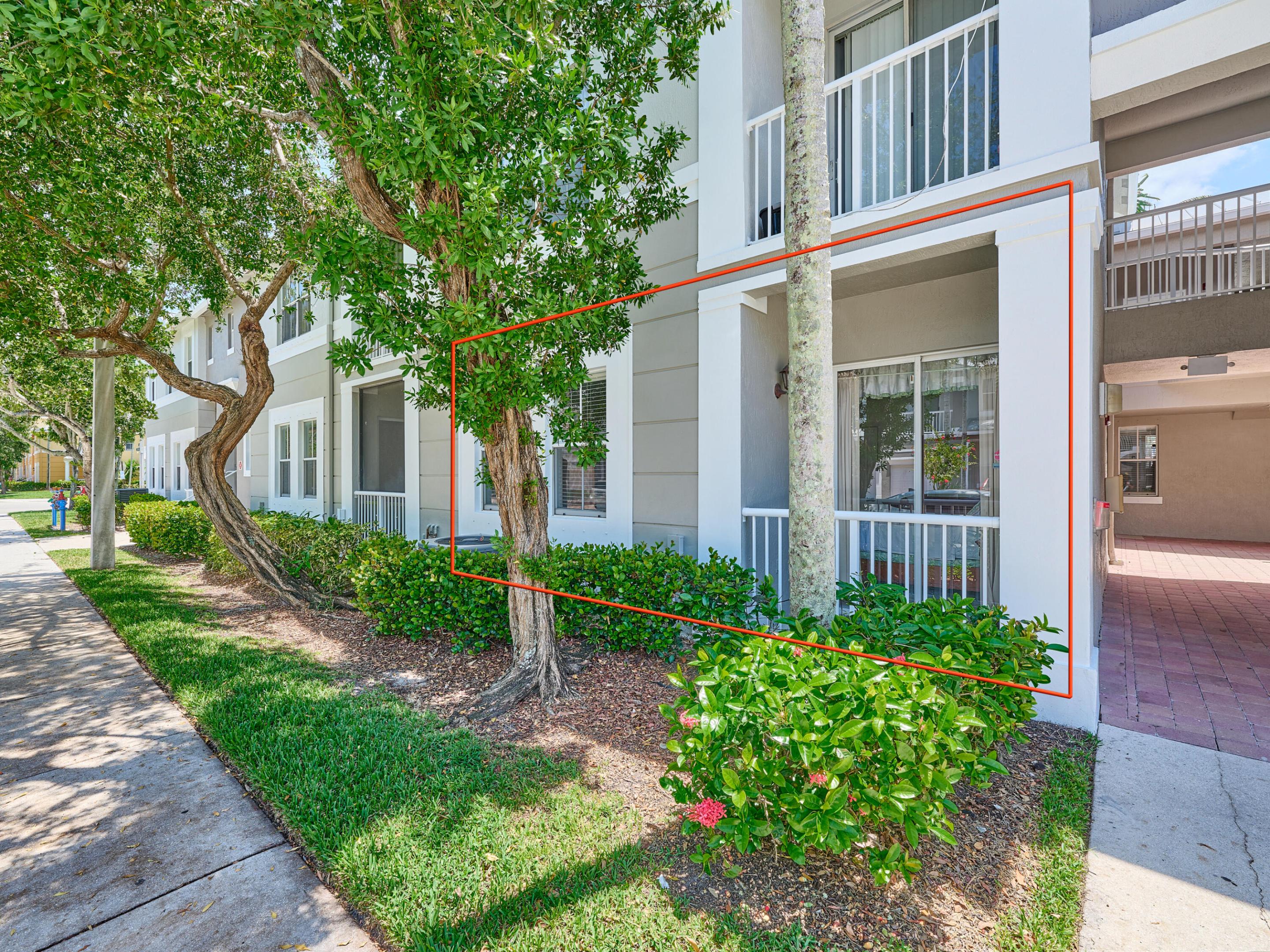 SHOMA COURTYARDS I AT ROYAL PALM CONDOMI - Residential