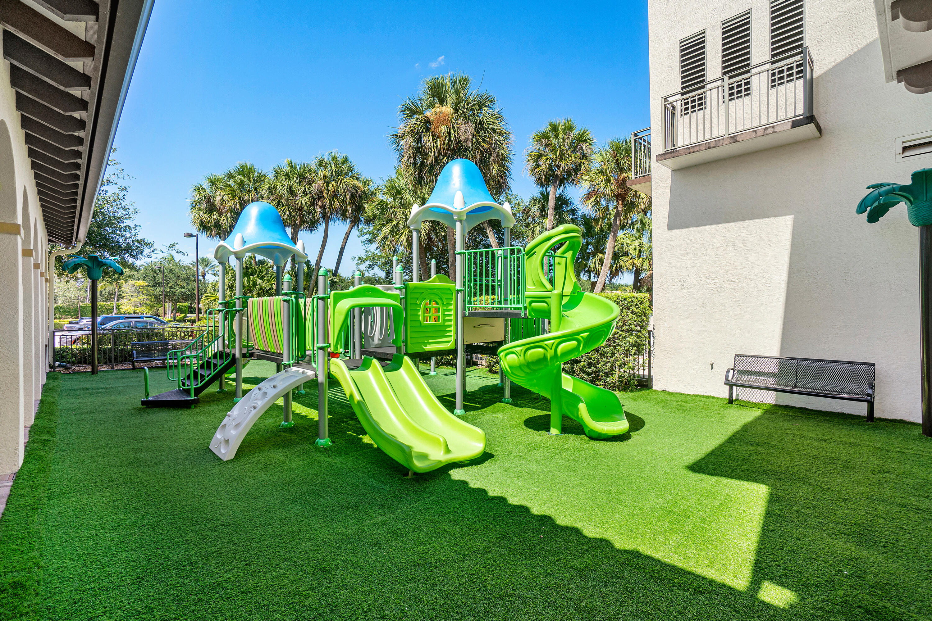 OAKS AT BOCA RATON - Residential