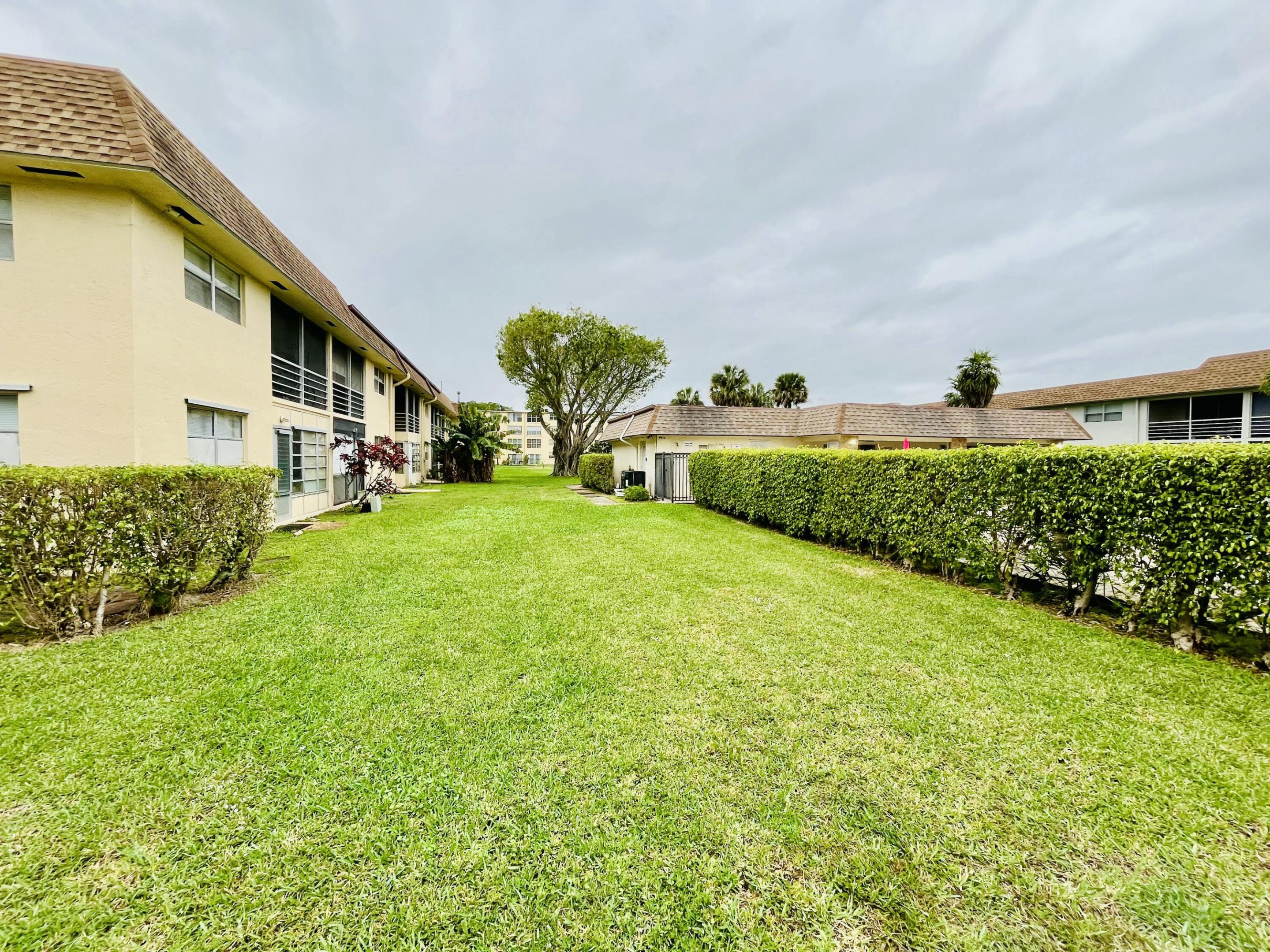 SANDALFOOT BLVD APTS CONDO - Residential Lease