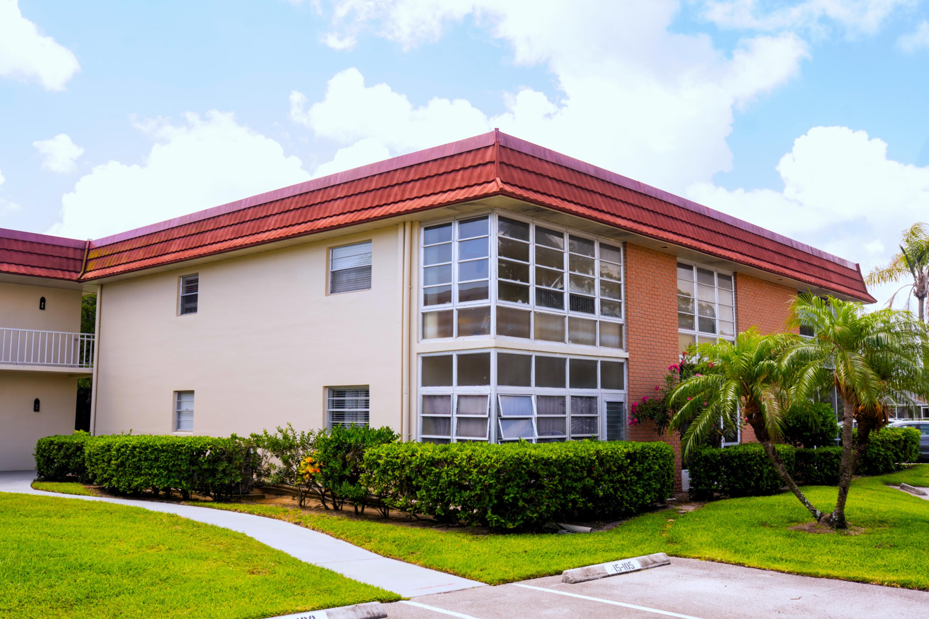 VISTA ROYALE PHASE IV BLDGS 83-111 - Residential