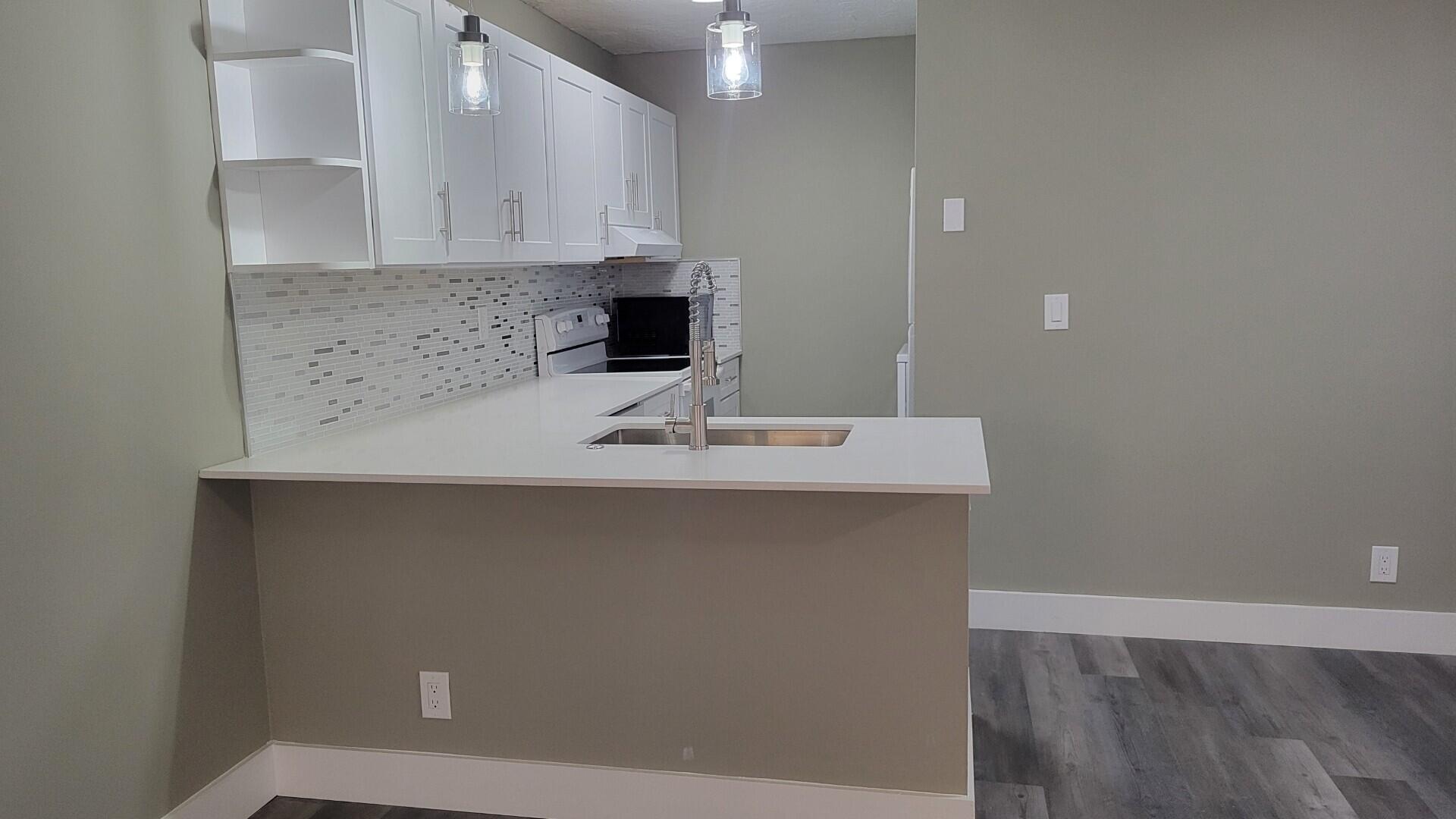 HOLIDAY VILLAGE OF CORAL SPRINGS - Residential