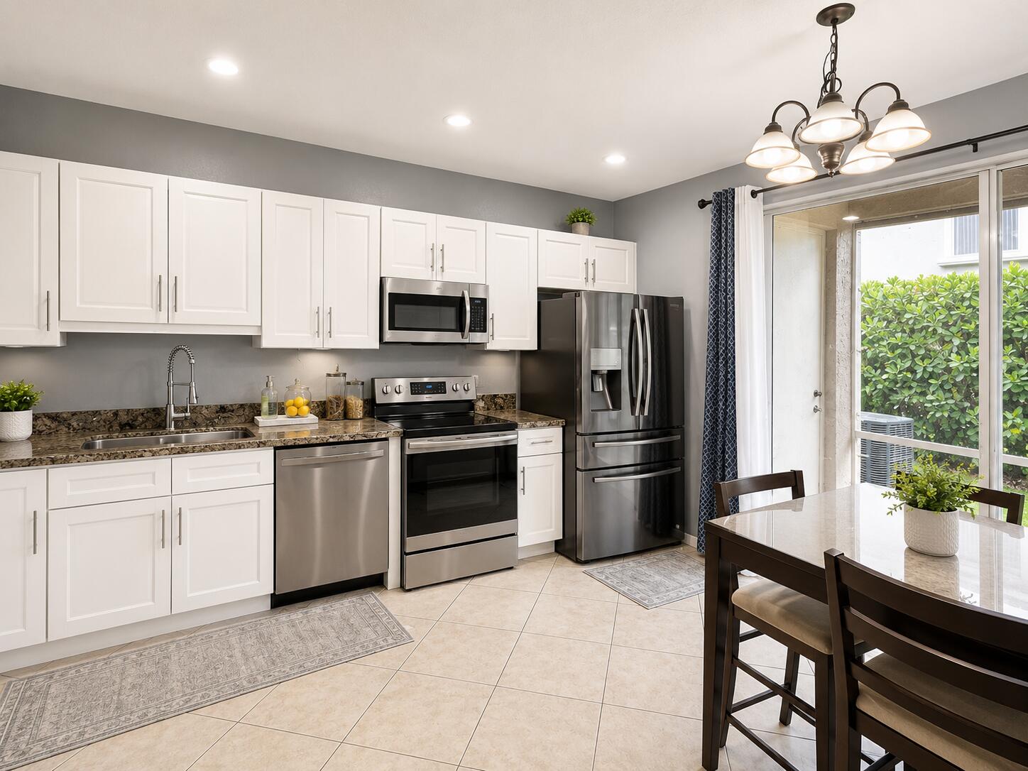 THOUSAND OAKS - Residential