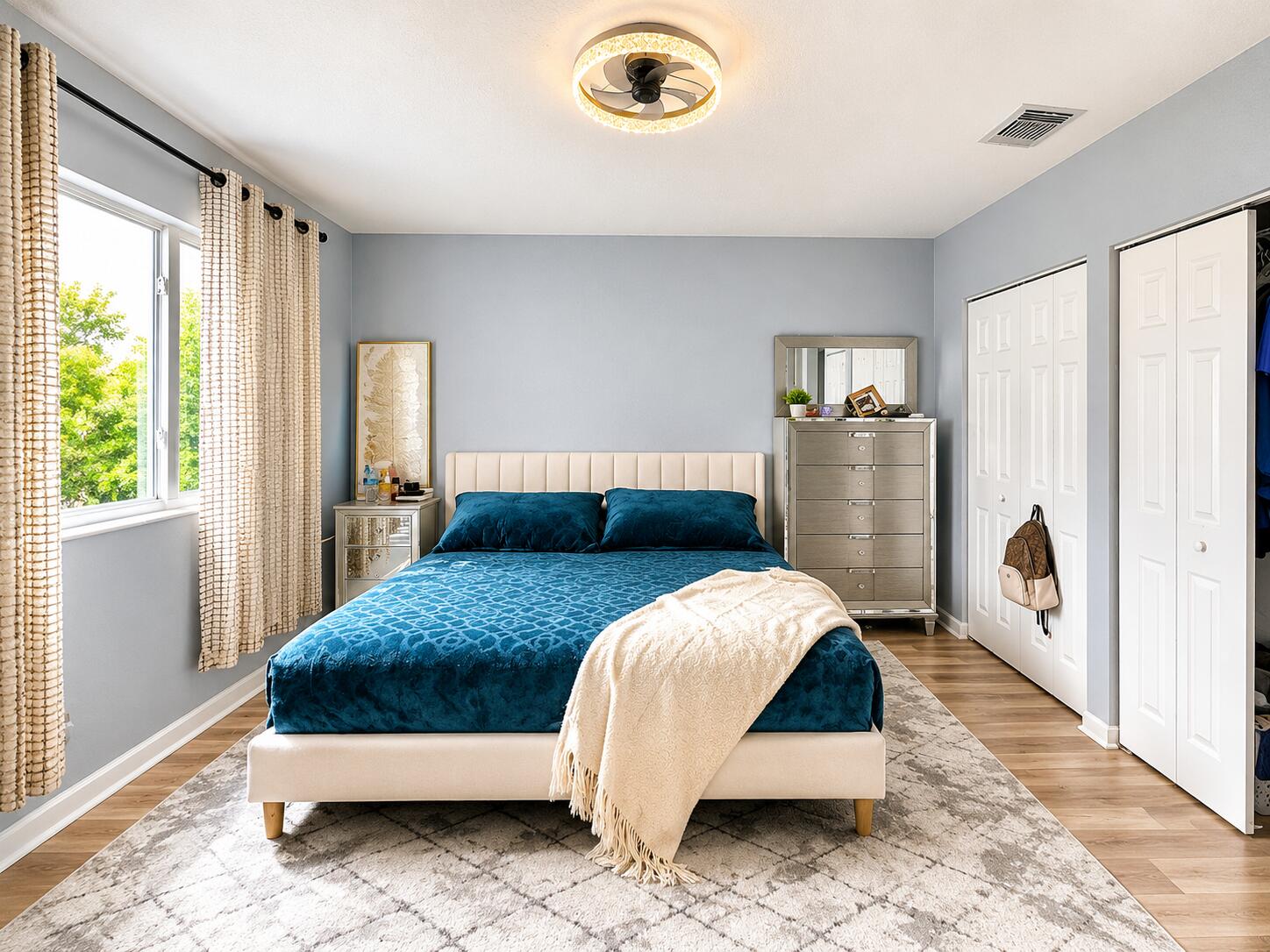 THOUSAND OAKS - Residential