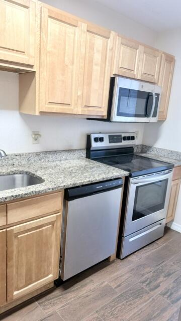 SOUTH PORT ST LUCIE UNIT 16 1ST REPLAT - Residential Lease