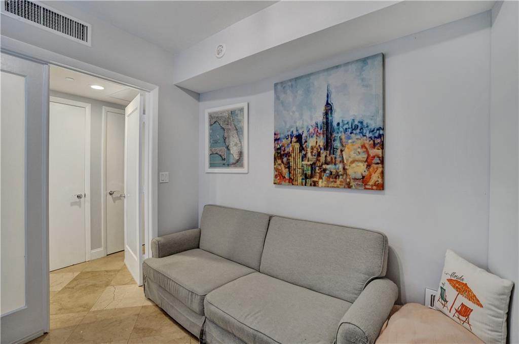 Beach Club - Residential
