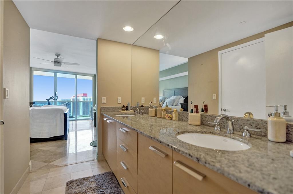 Beach Club - Residential