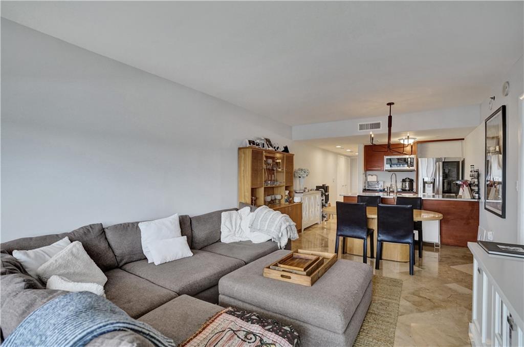 Beach Club - Residential
