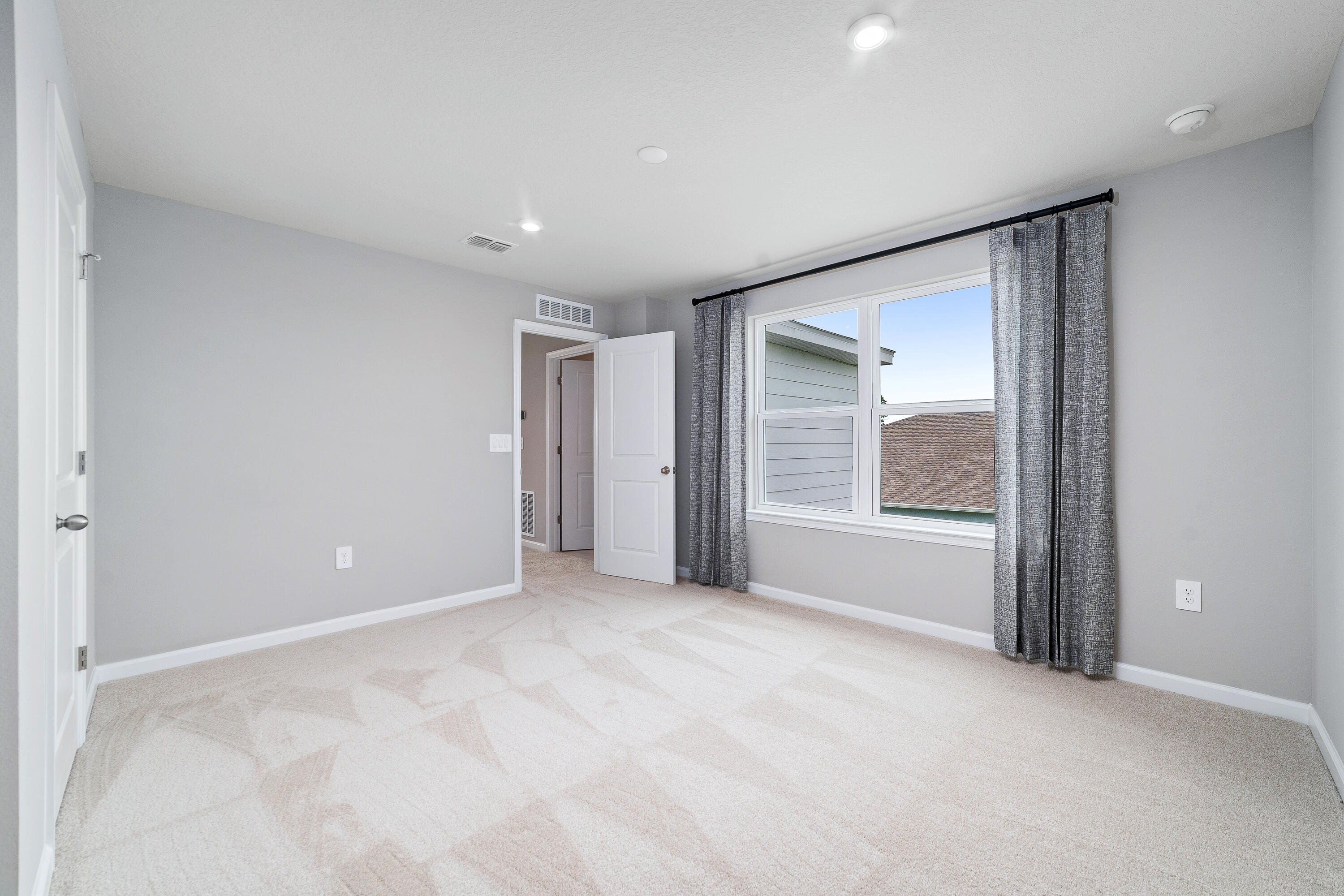 LOST TREE PRESERVE - Residential